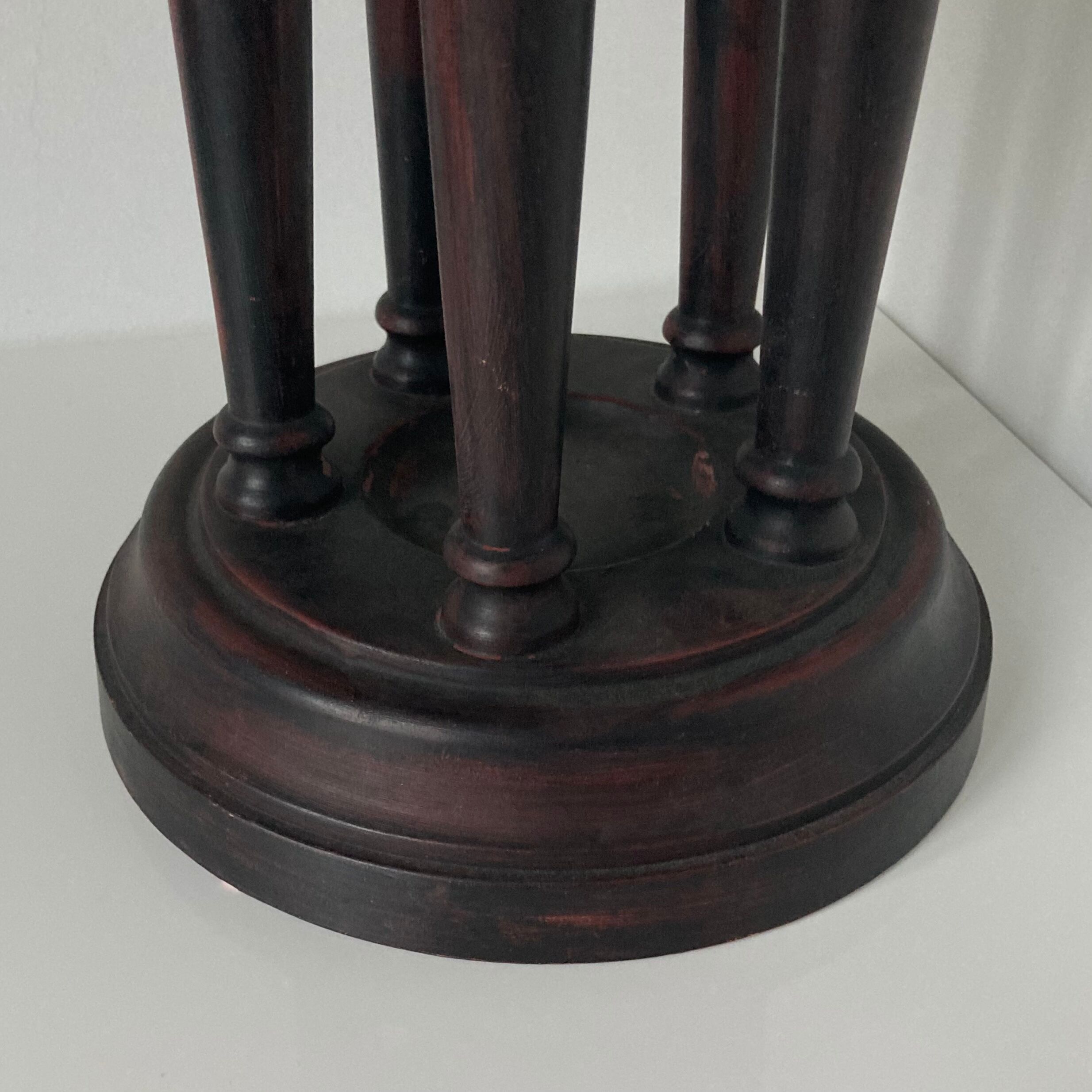 Indoor photophore in the shape of a Temple of Love