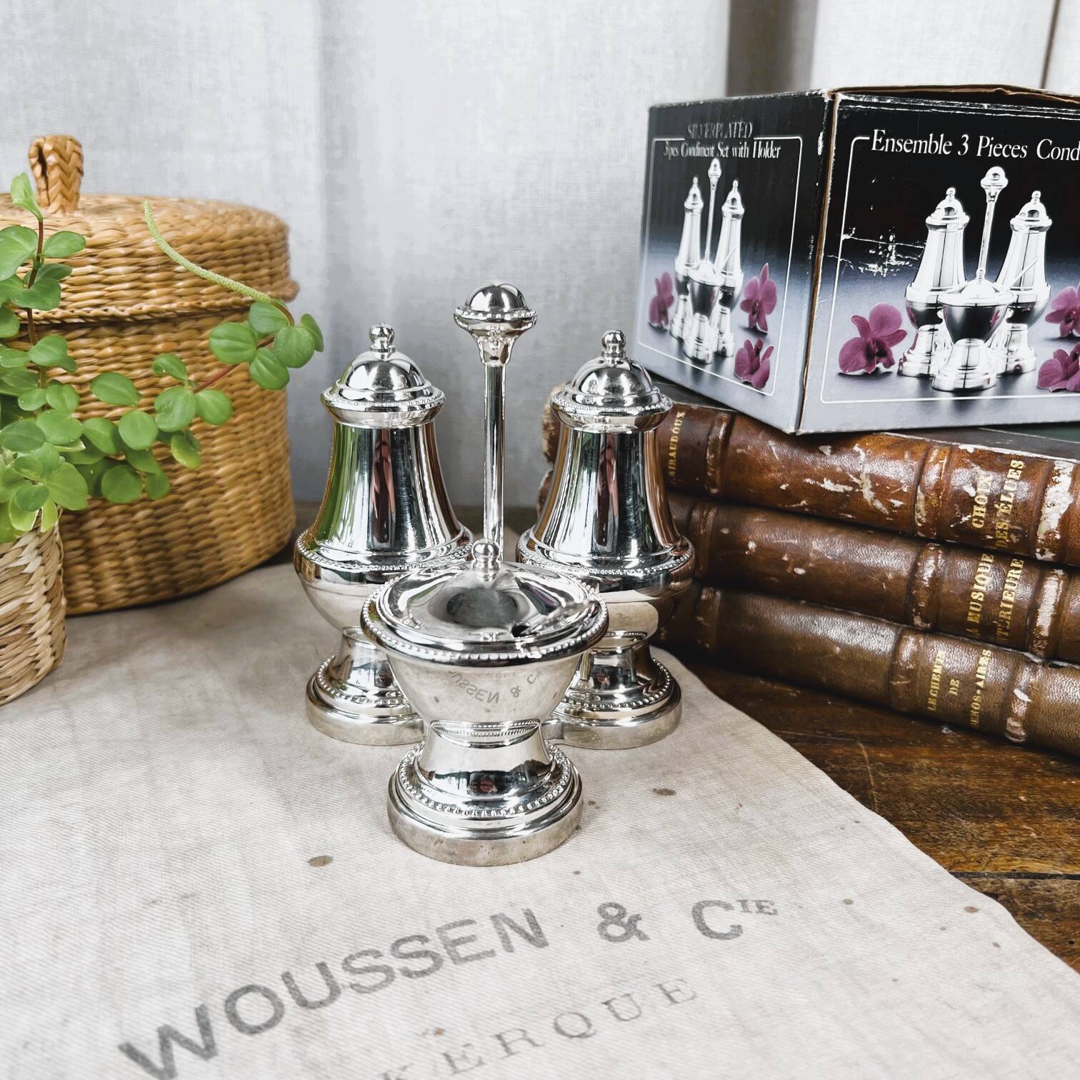 3-piece English table server