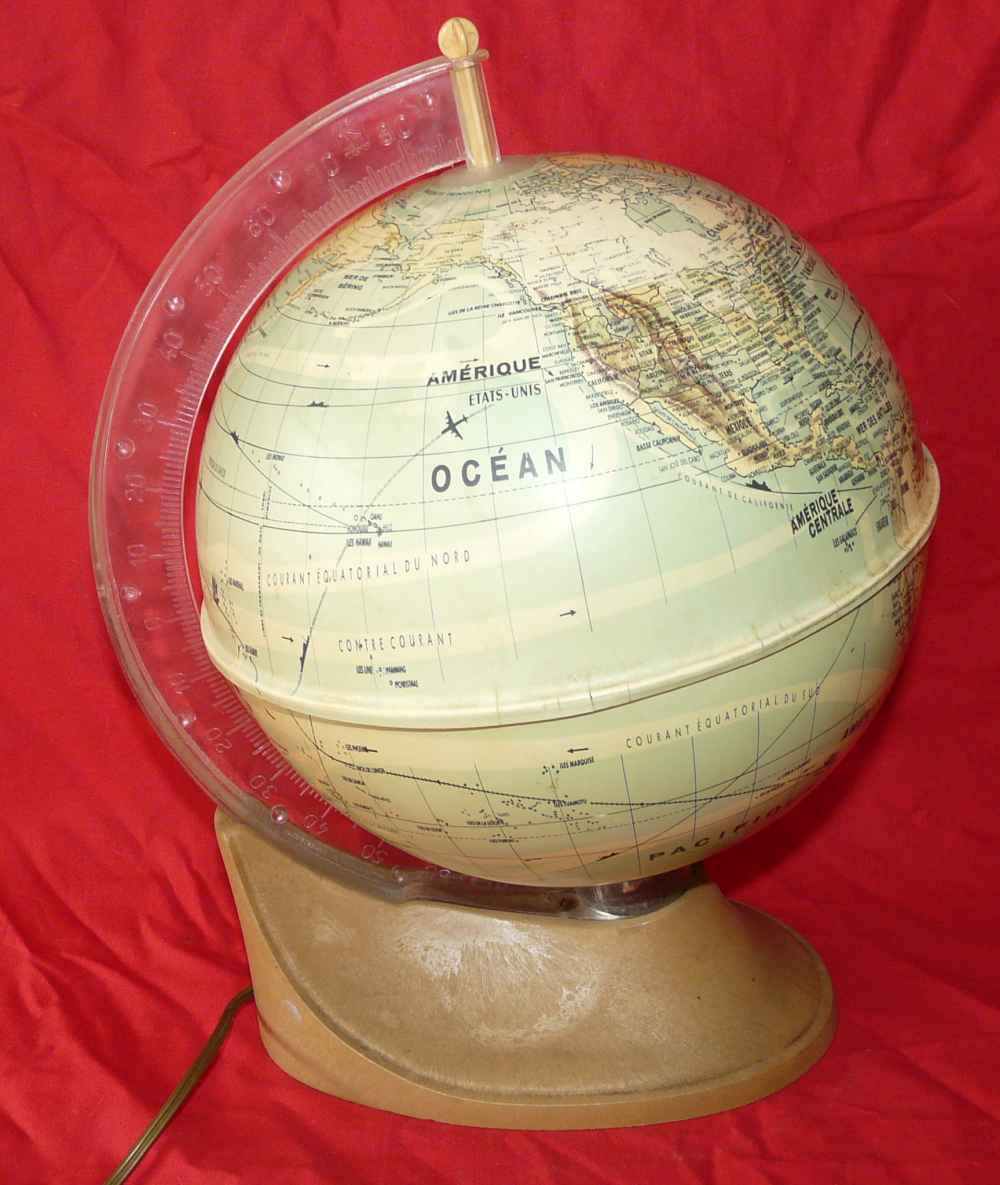 Globe Earth bright 60s