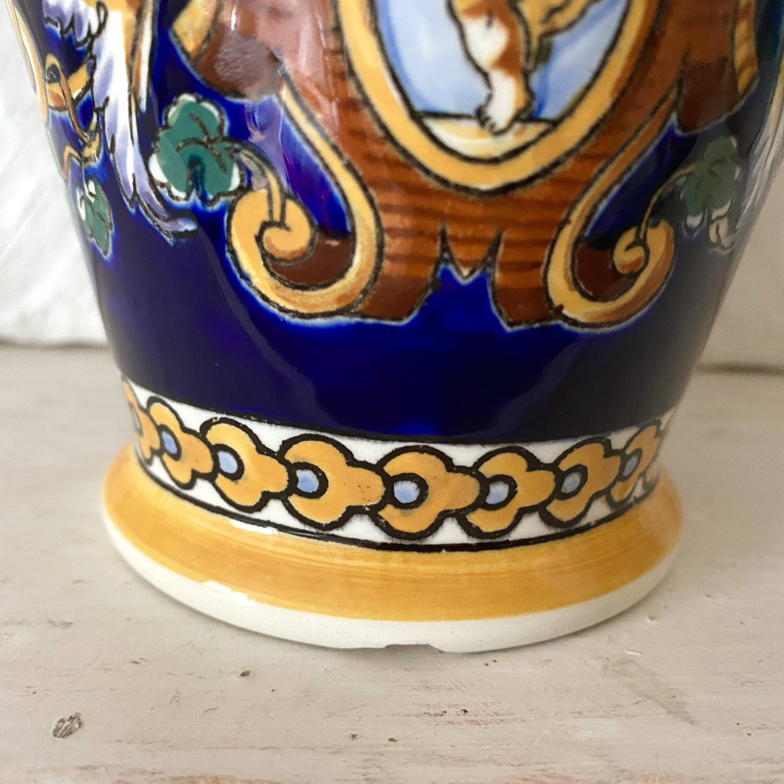 Renaissance decorated earthenware amphora vase from Gien