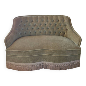 Toad sofa