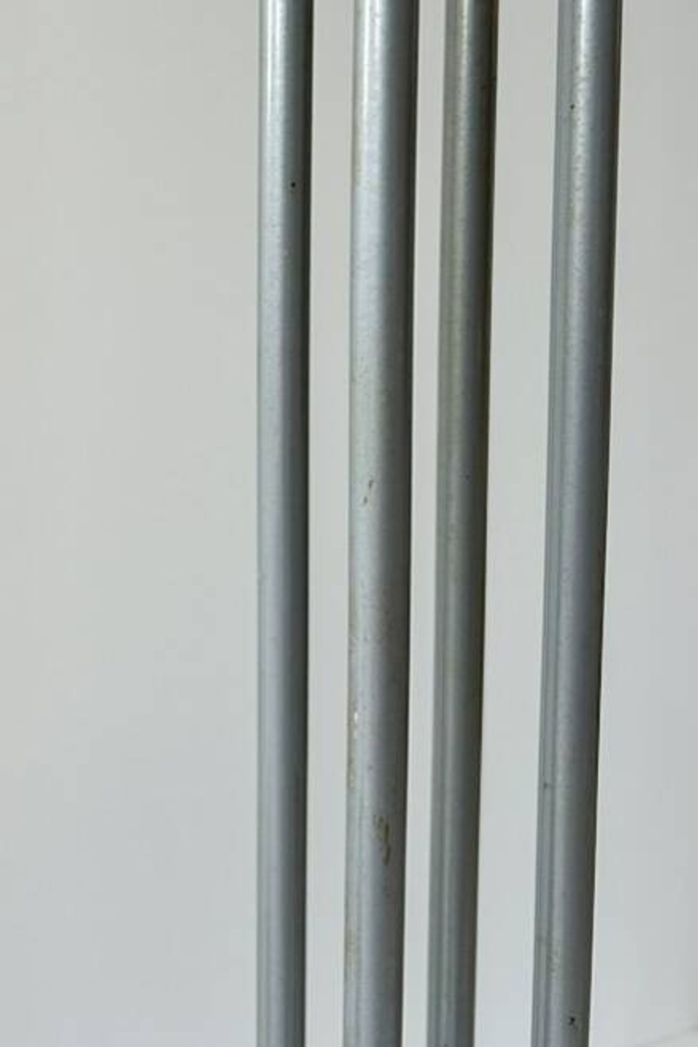 Pair of vintage floor lamps in chrome metal and cement, France 1970.