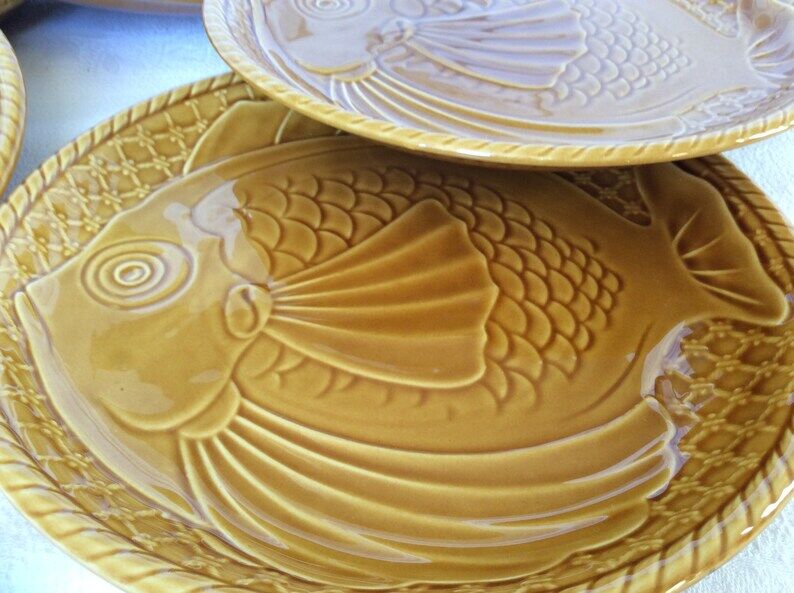 Lot de 6 assiettes poisson Gien céramique ocre ambré années 1960