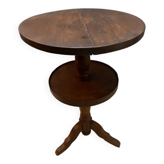 Wooden pedestal table