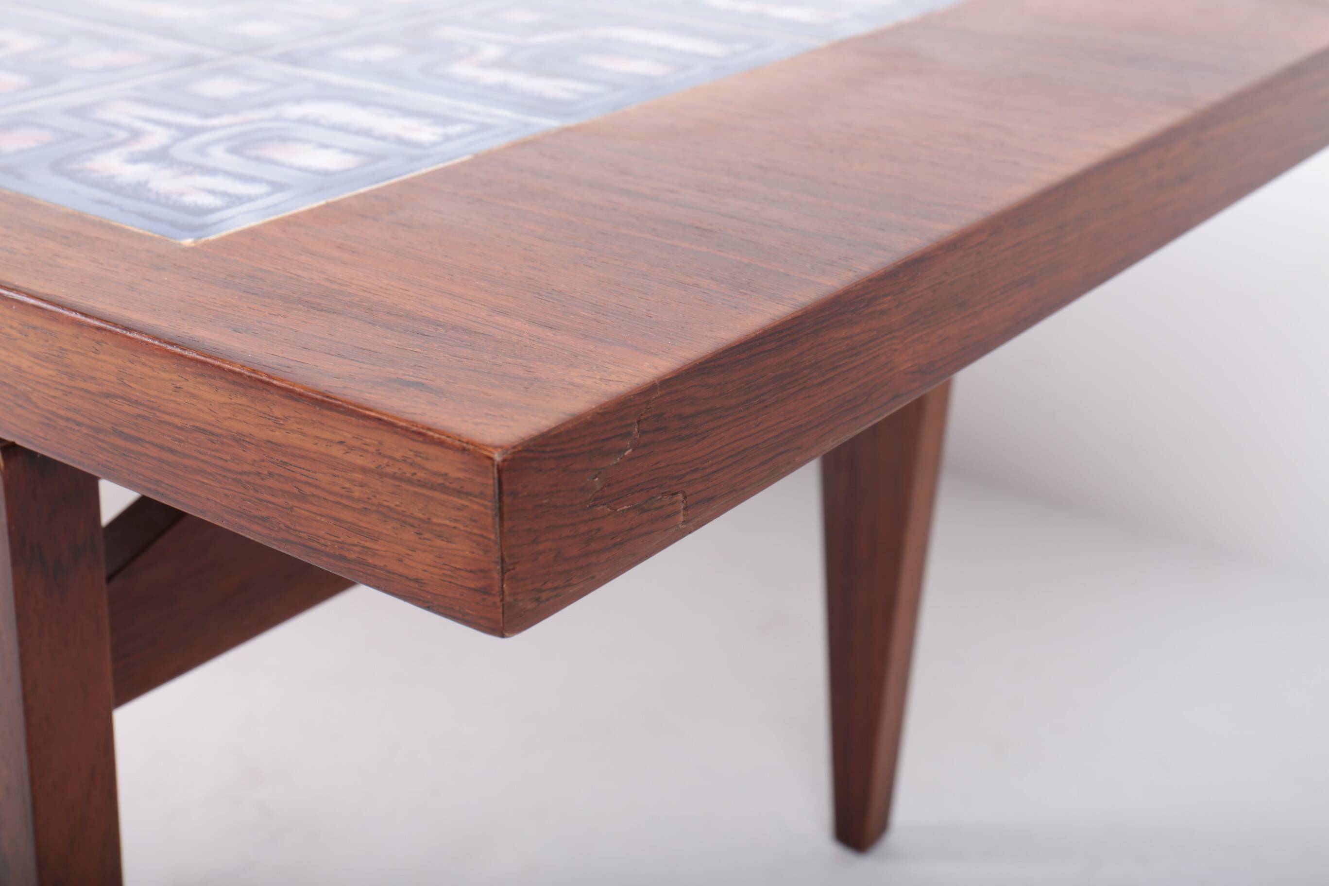 Table basse danoise en palissandre et céramique