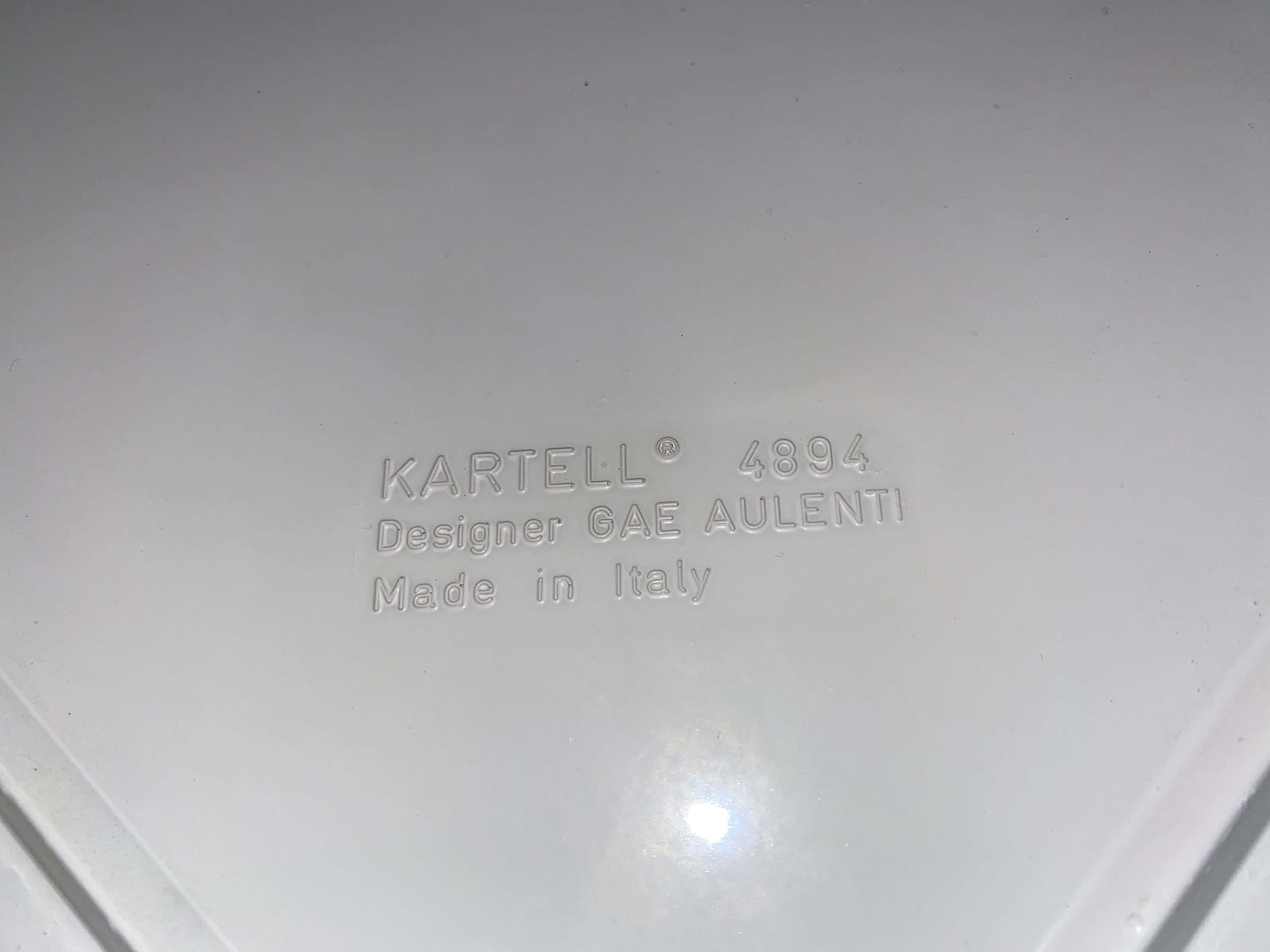 Kartell coffee table 4894 designed by Gae Aulenti, 1974