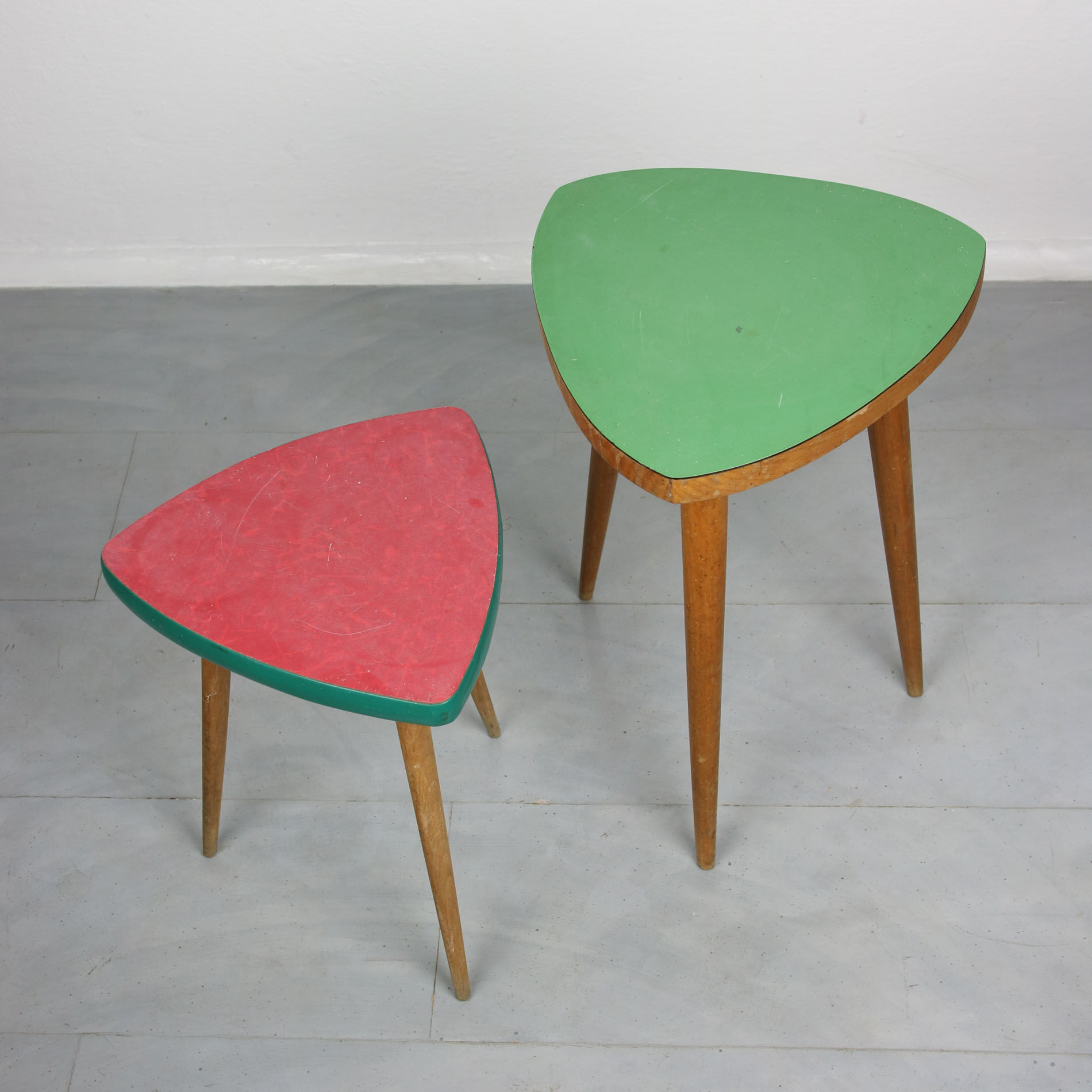 Set of 2 coffee tables