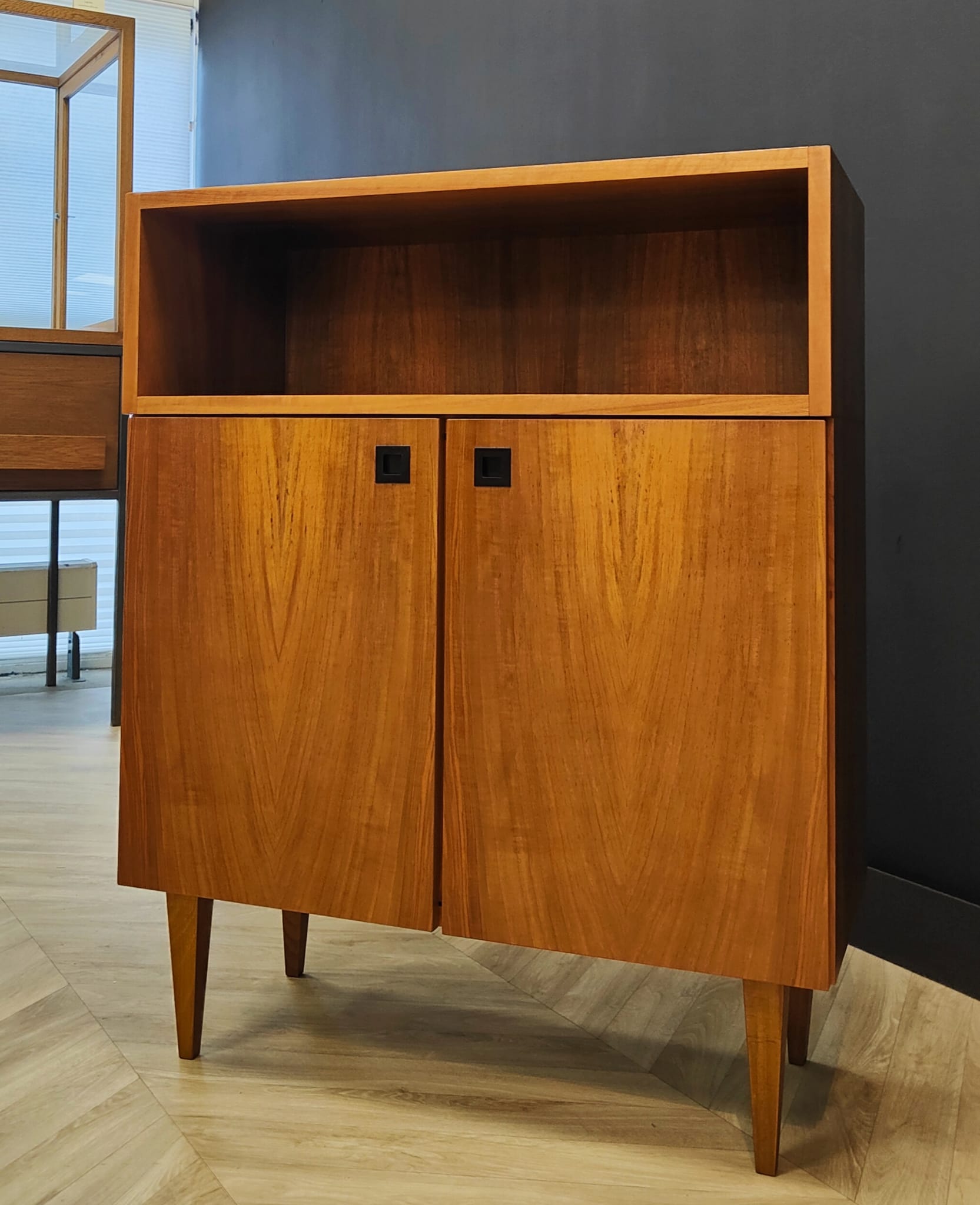 Mid century cabinet