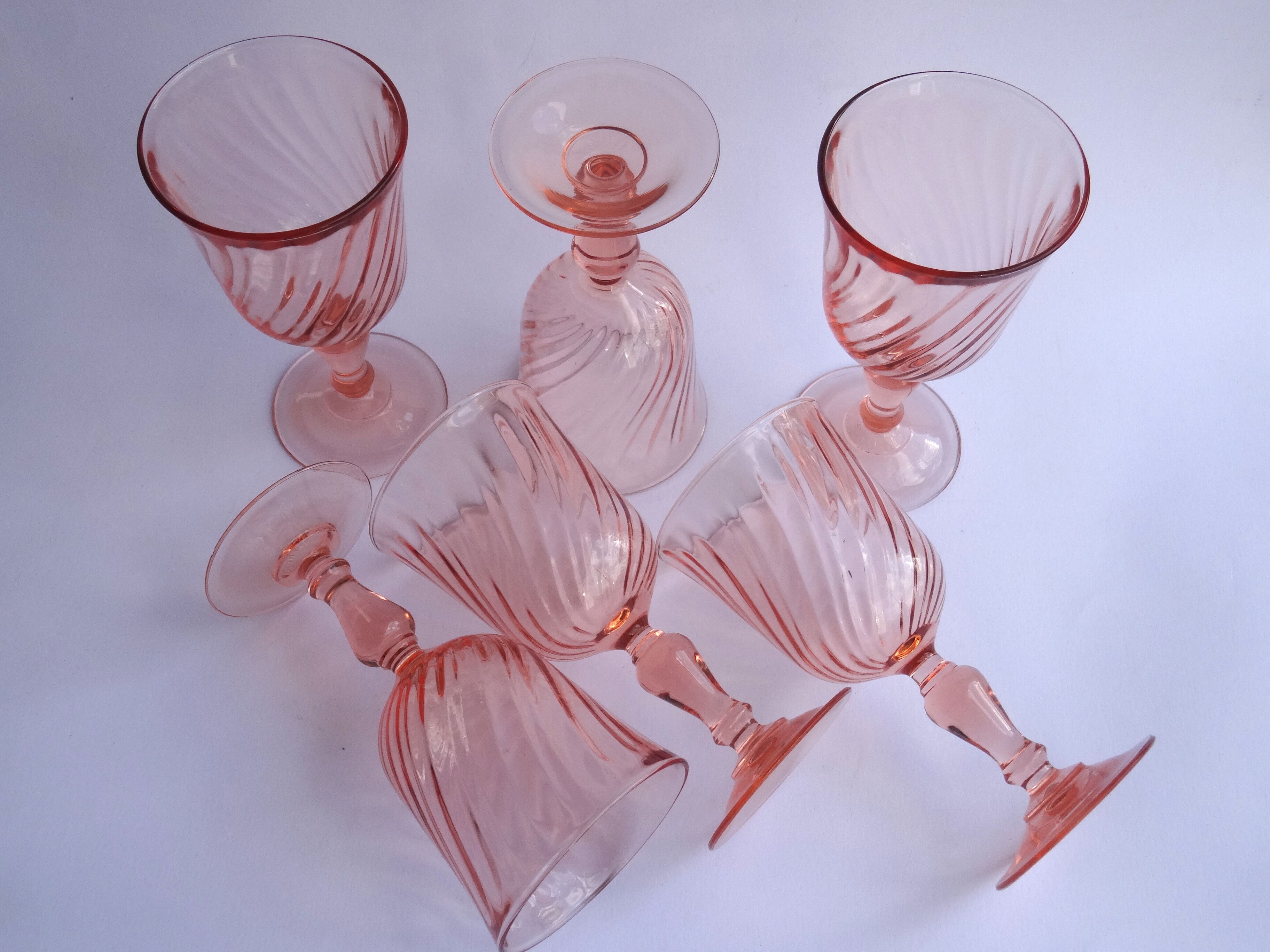 6 Luminarc Rosaline red wine glasses