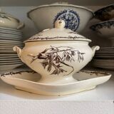 HB & Cie brown ironstone gravy boat with lid