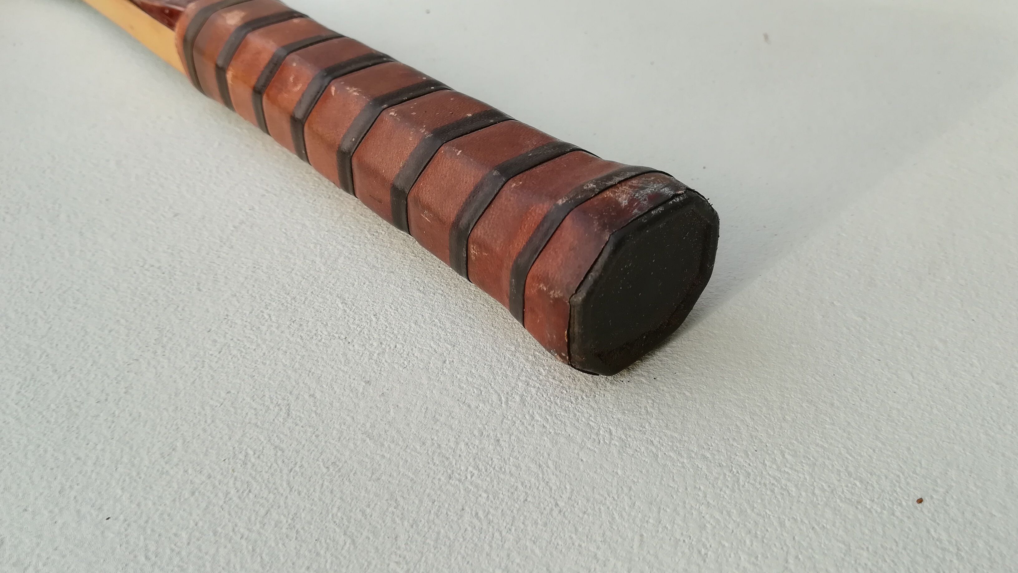 Adidas tennis racket