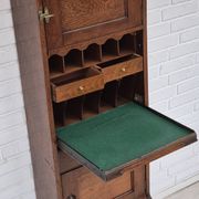 Armoire murale, bon état d'origine, bois de chêne, années 50, design scandinave