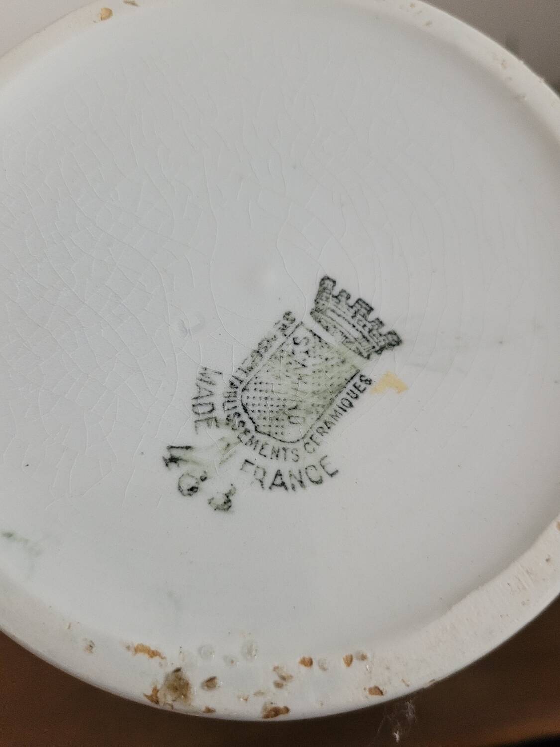 Pitcher / vase St Amand 463