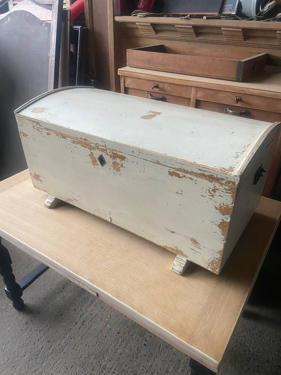Coffre en bois