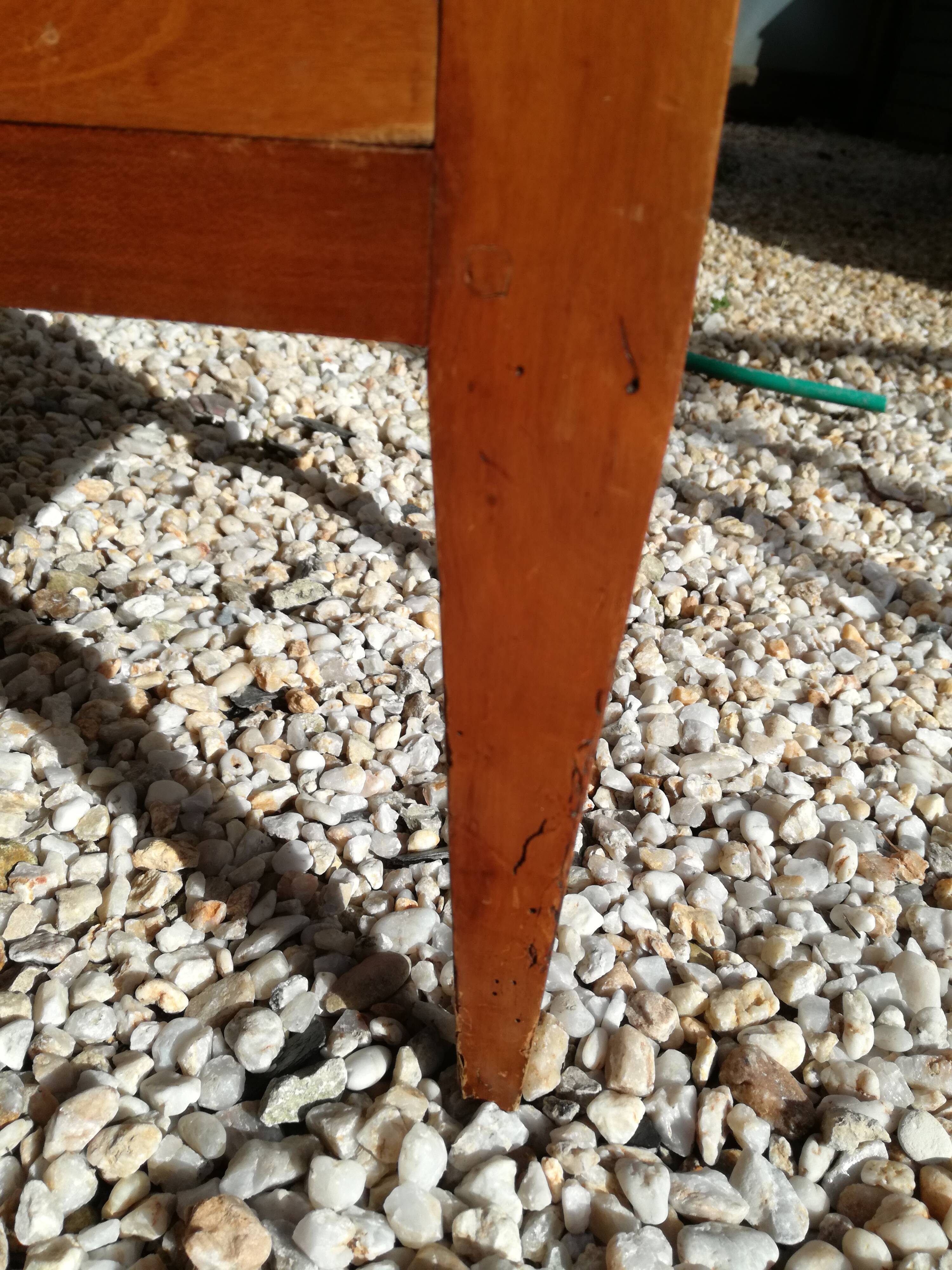 Louis XVI style ragpicker in marquetry and marble