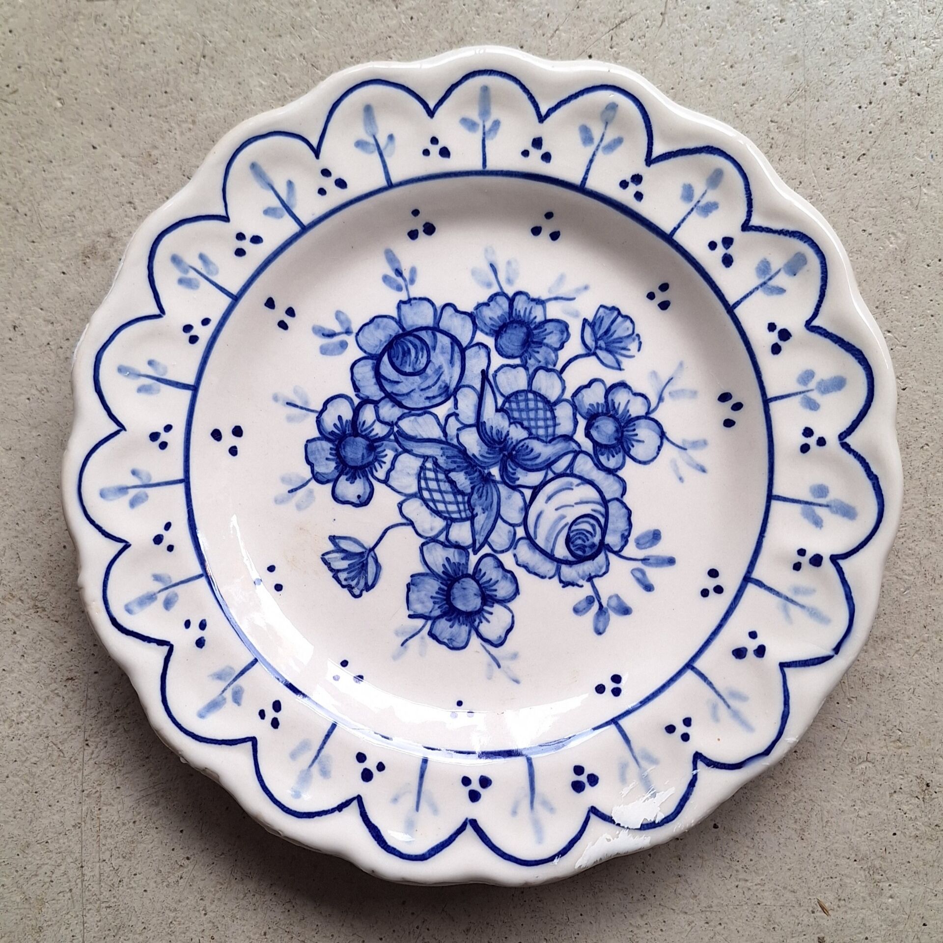Decorative plate in Ibiza earthenware