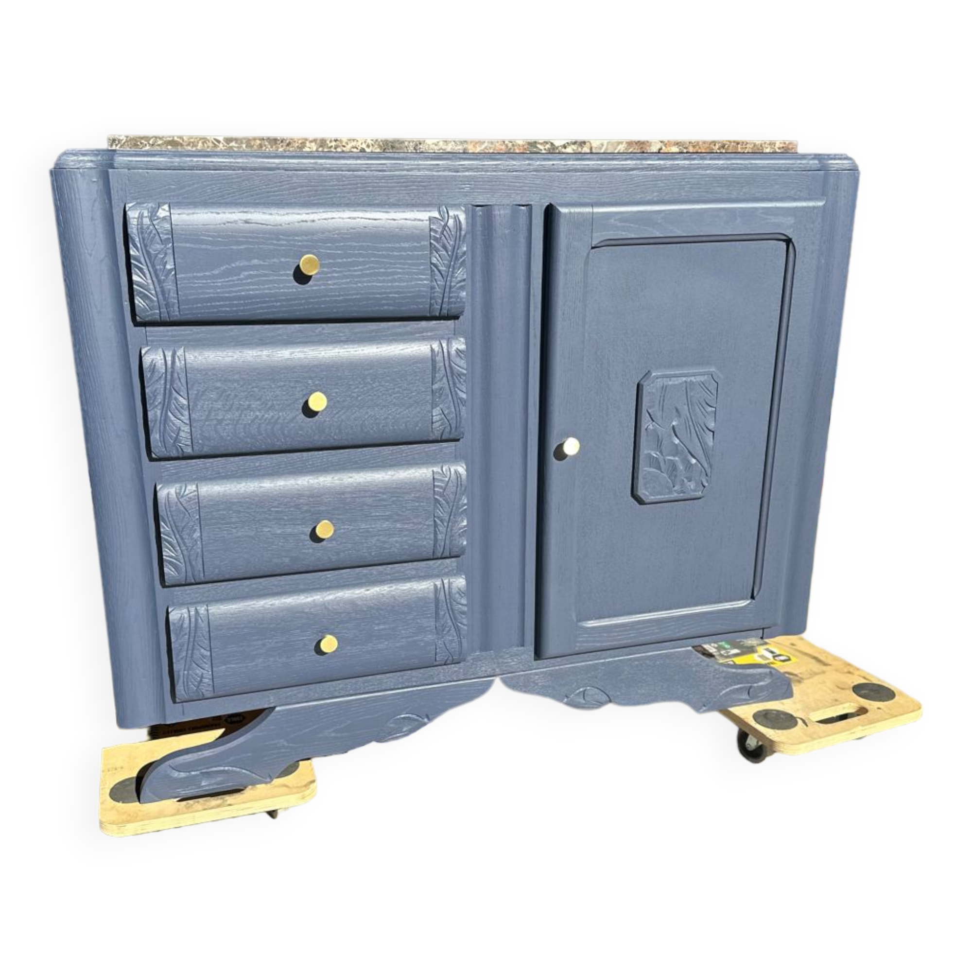 Art deco chest of drawers