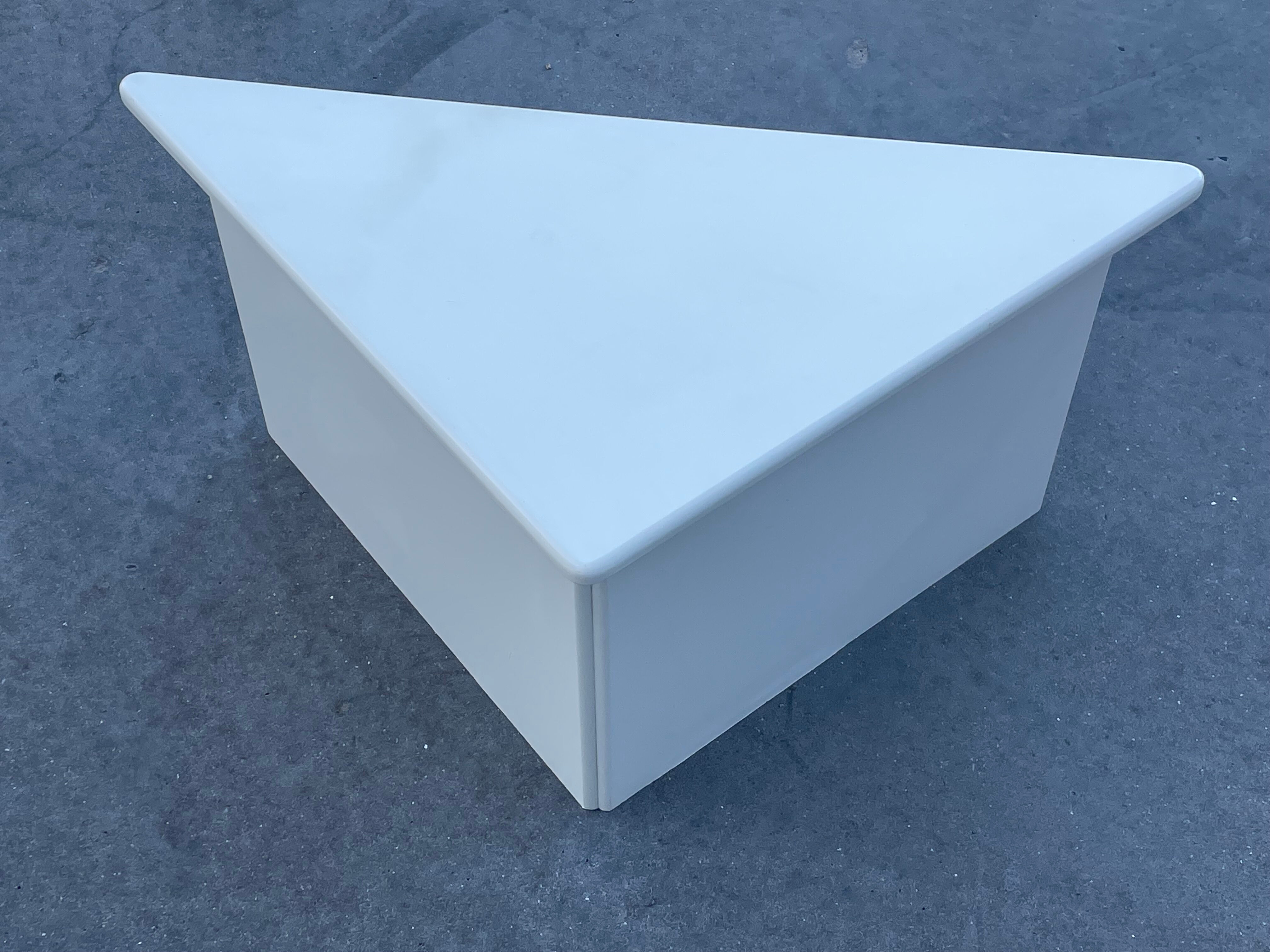 Set of three triangle side tables wood white creme design
