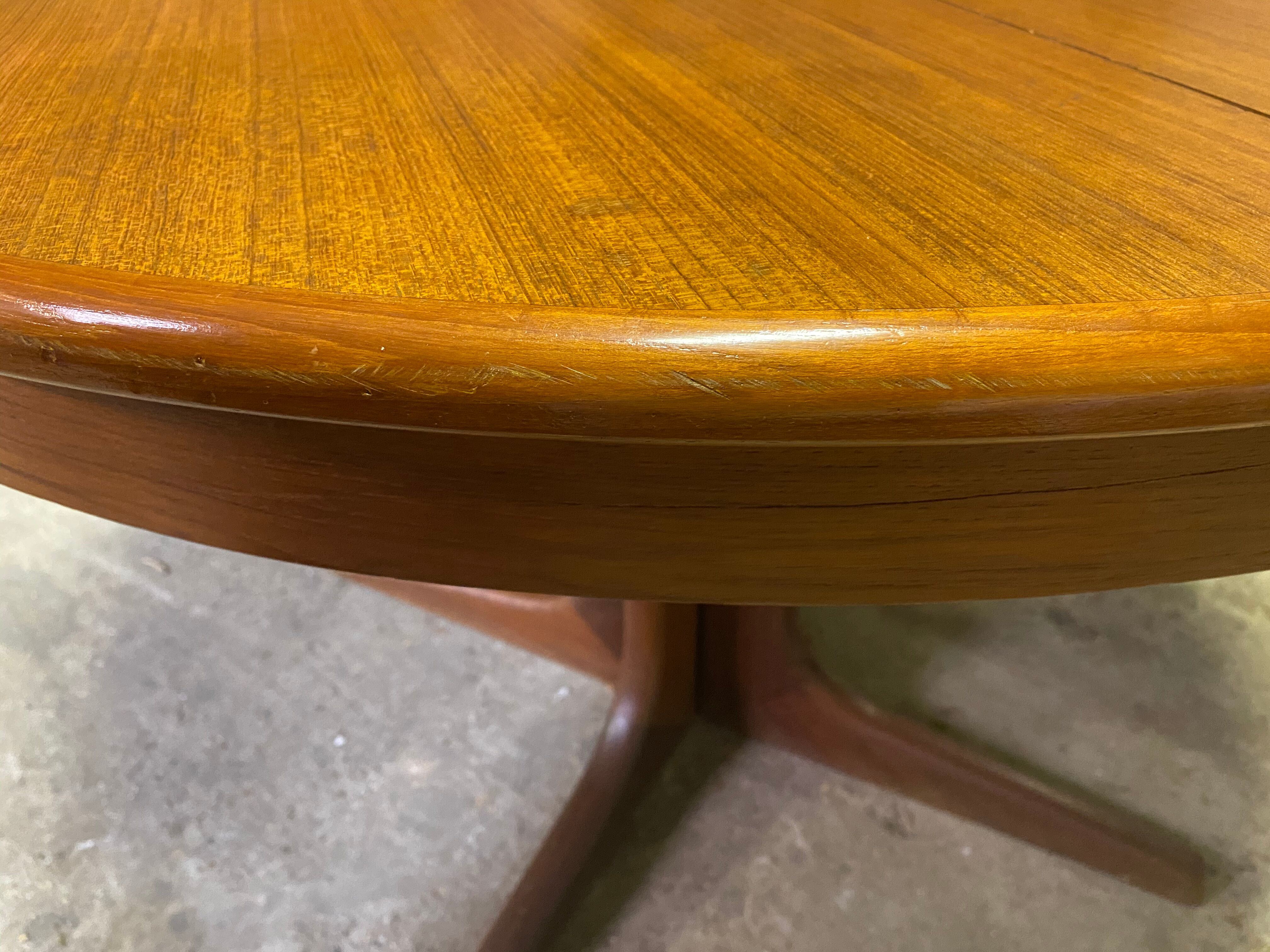 Vintage Baumann table with extension