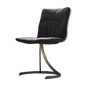 Chaise distribué par Roche Bobois