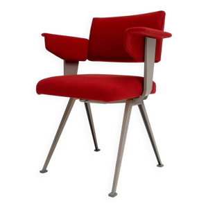 Chaise de resort rouge
