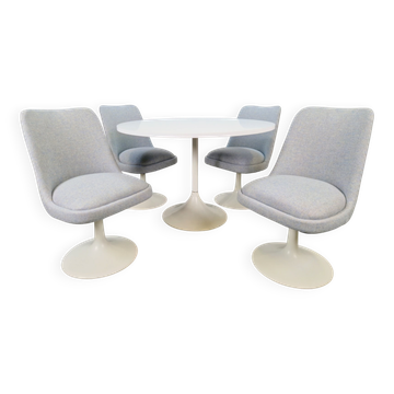 Vintage Tulip Dining Chairs and Table in the style of Eero Saarinen, 1970s, Set of 5