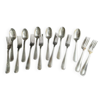 8 forks and 6 large Argental salad or dessert spoons