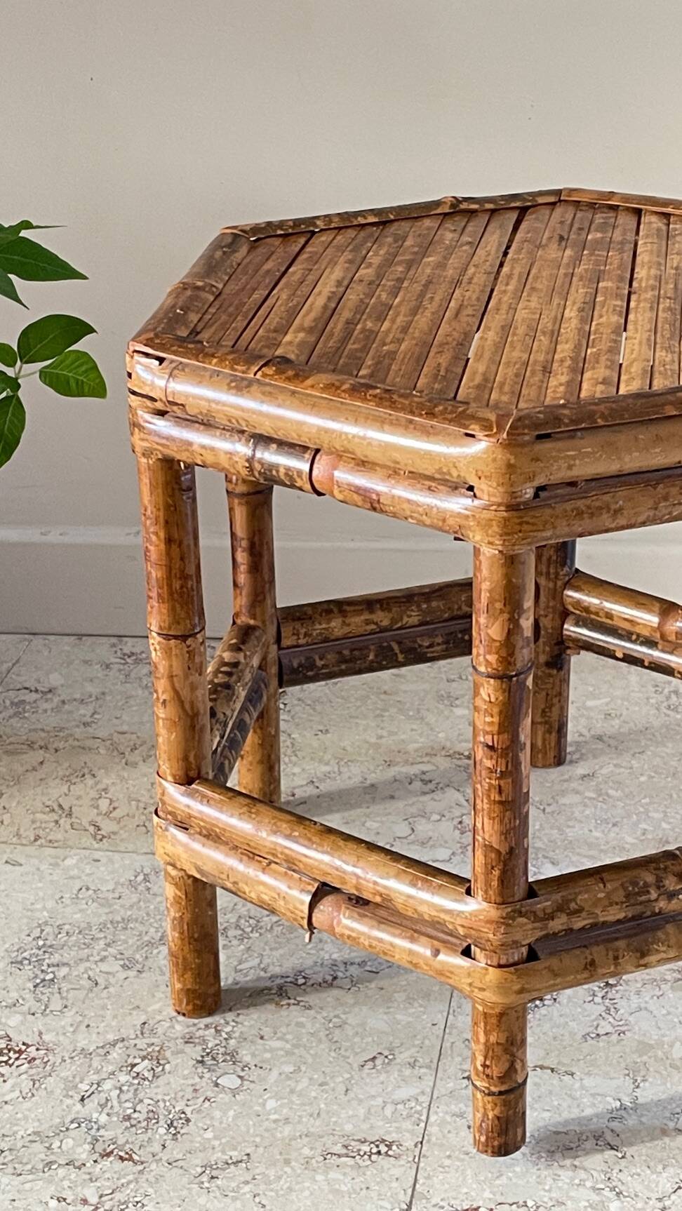 Table basse en bambou vintage