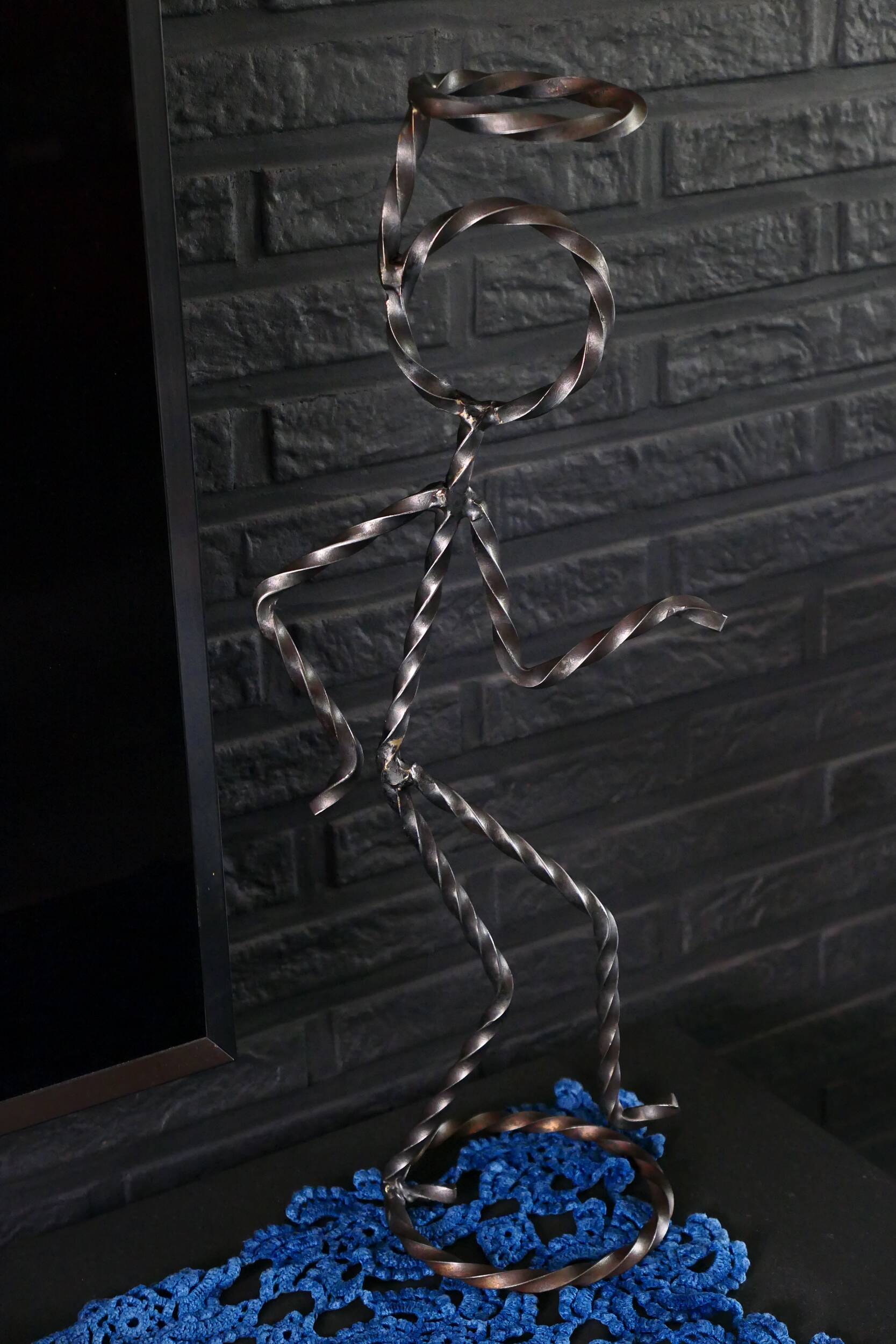 Stickman The Saint Simon Templar sculpture