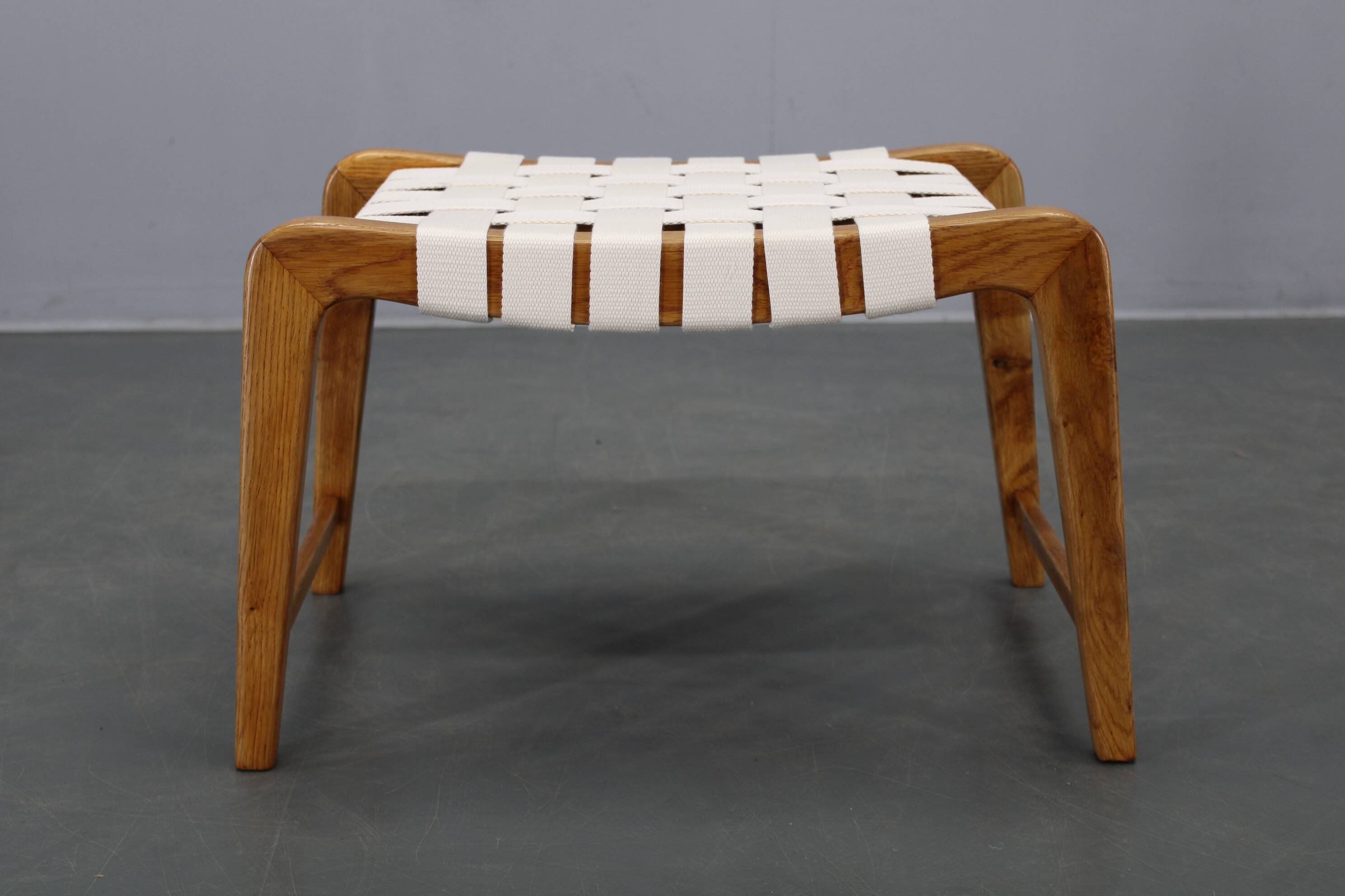 Jan Vaněk mid-century oak stool, Czechoslovakia, 1950s