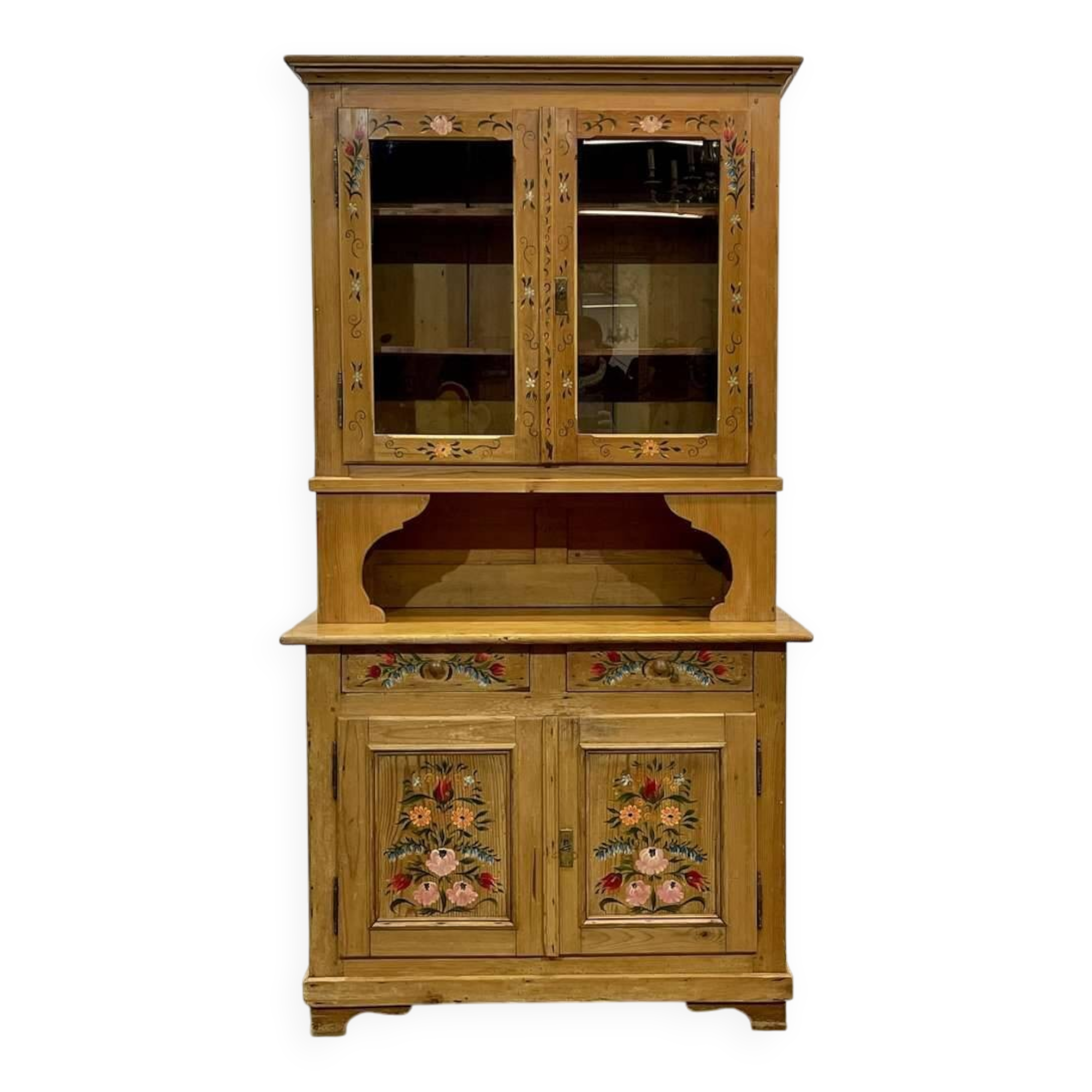 Two-piece pine sideboard from the 1930s