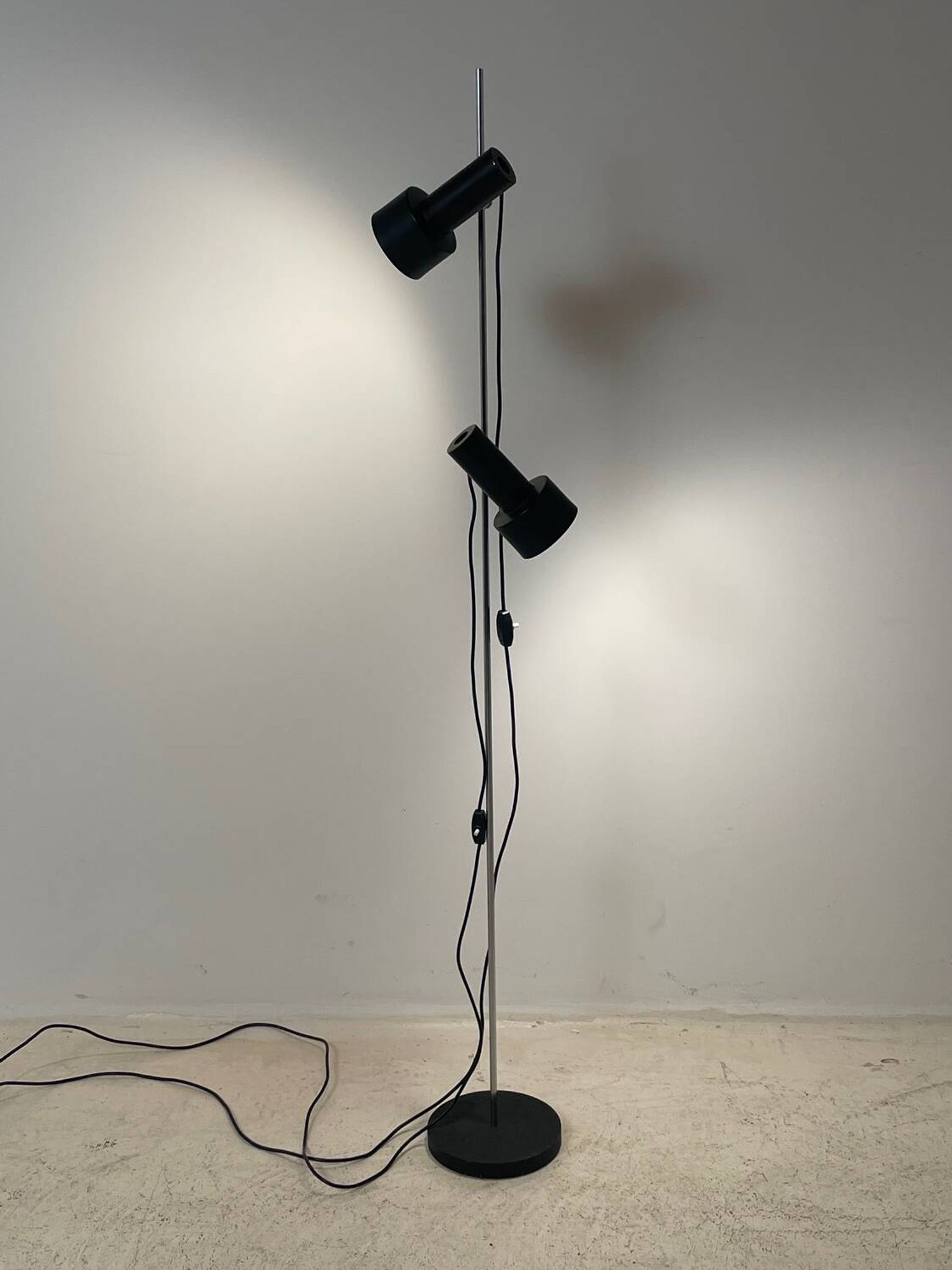 Lampe orientable de lecture 1960