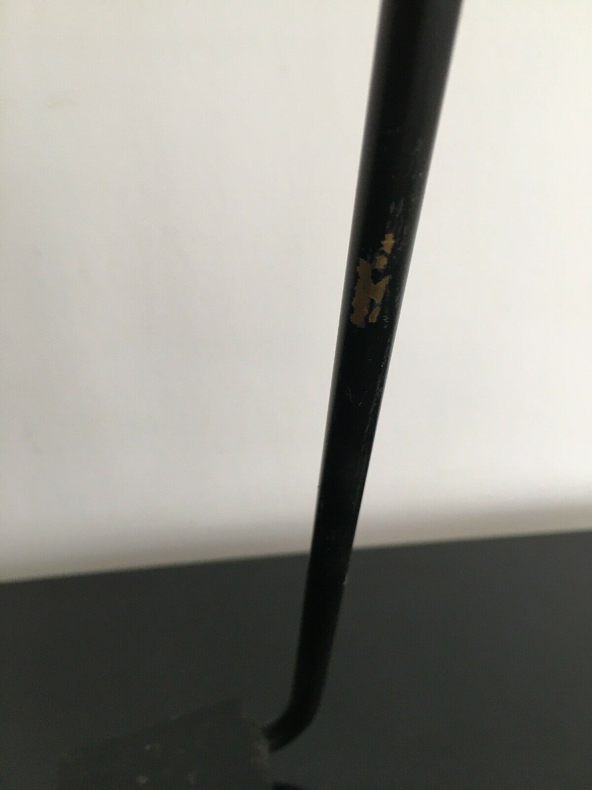 Minimalist office lamp Autographe Paris