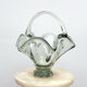 Corbeille en verre forme panier