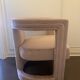 Fauteuil rose poudré