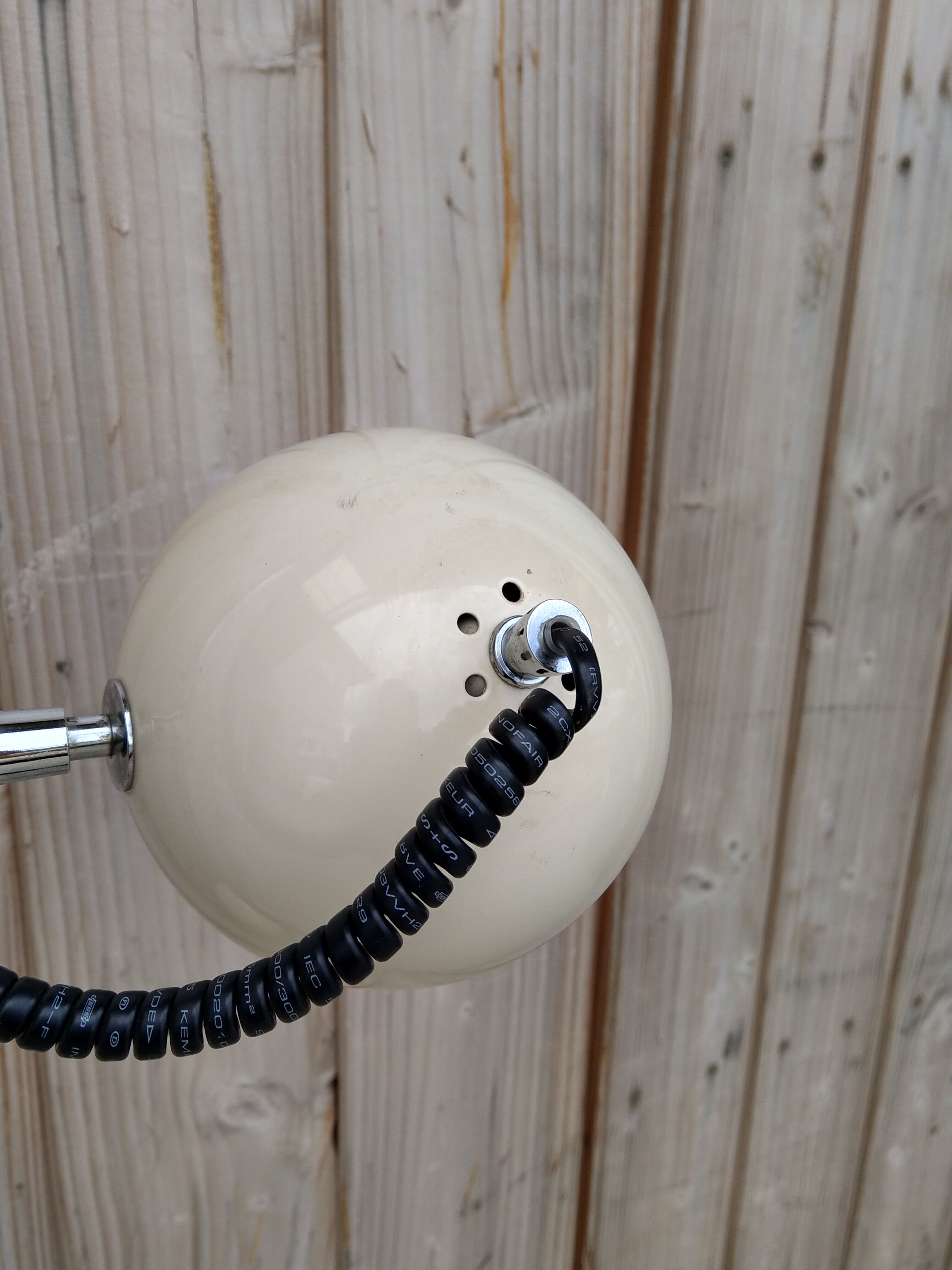 Floor lamp design eyeball