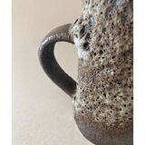 Fat lava pitcher