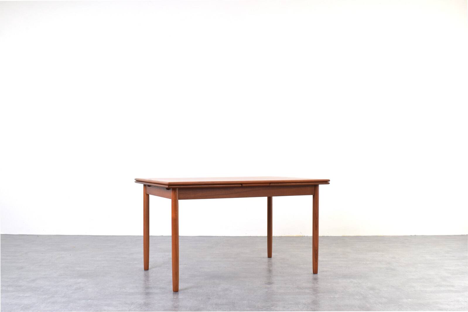 Mid-Century Danish Teak Extendable Dining Table, 1960s.