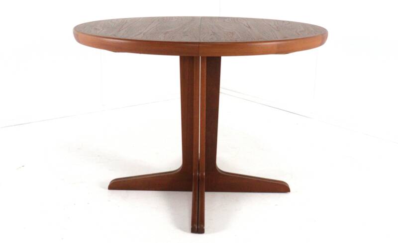 Round 3x extendable dining table 'Hampen' - danish teak mid century modern