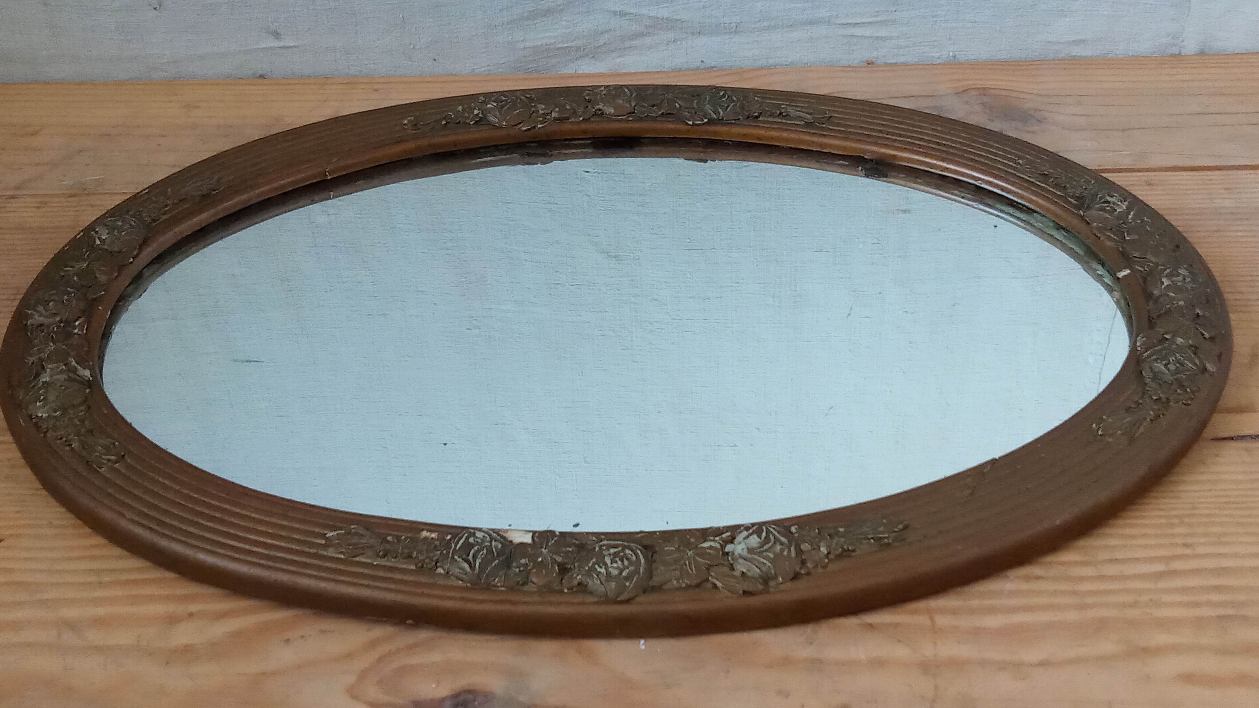 Oval mirror 52x34cm 30/40 years