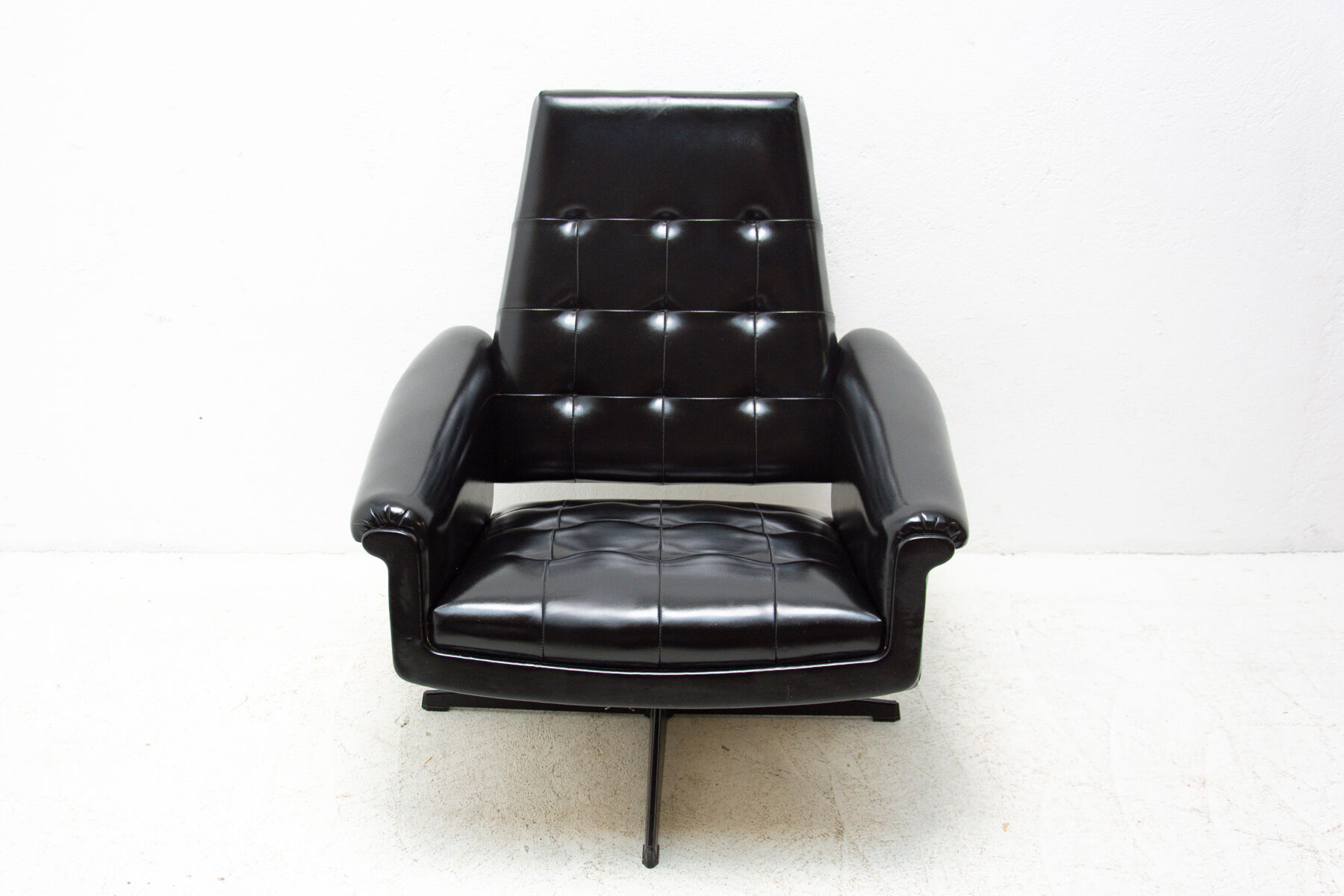 Pair of leather swivel armchairs from UP Zavody, 1970´s