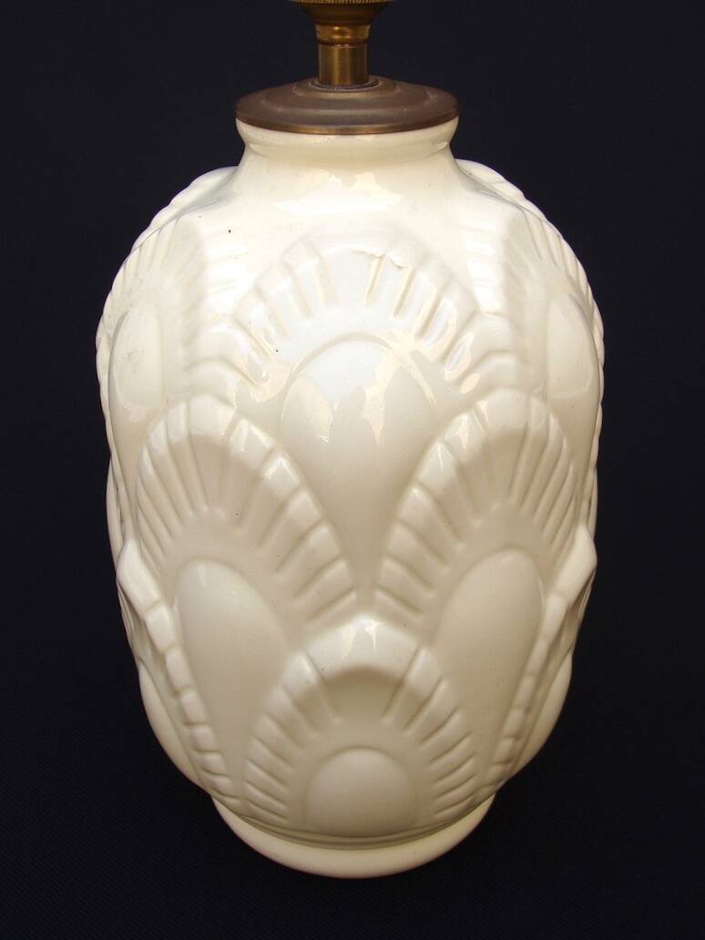 Boch cracked ceramic Art Deco lamp
