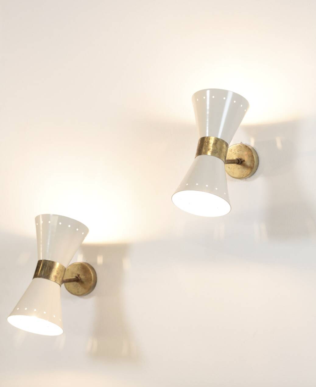 Pair of Italian Diabolo wall lights, 1950s design