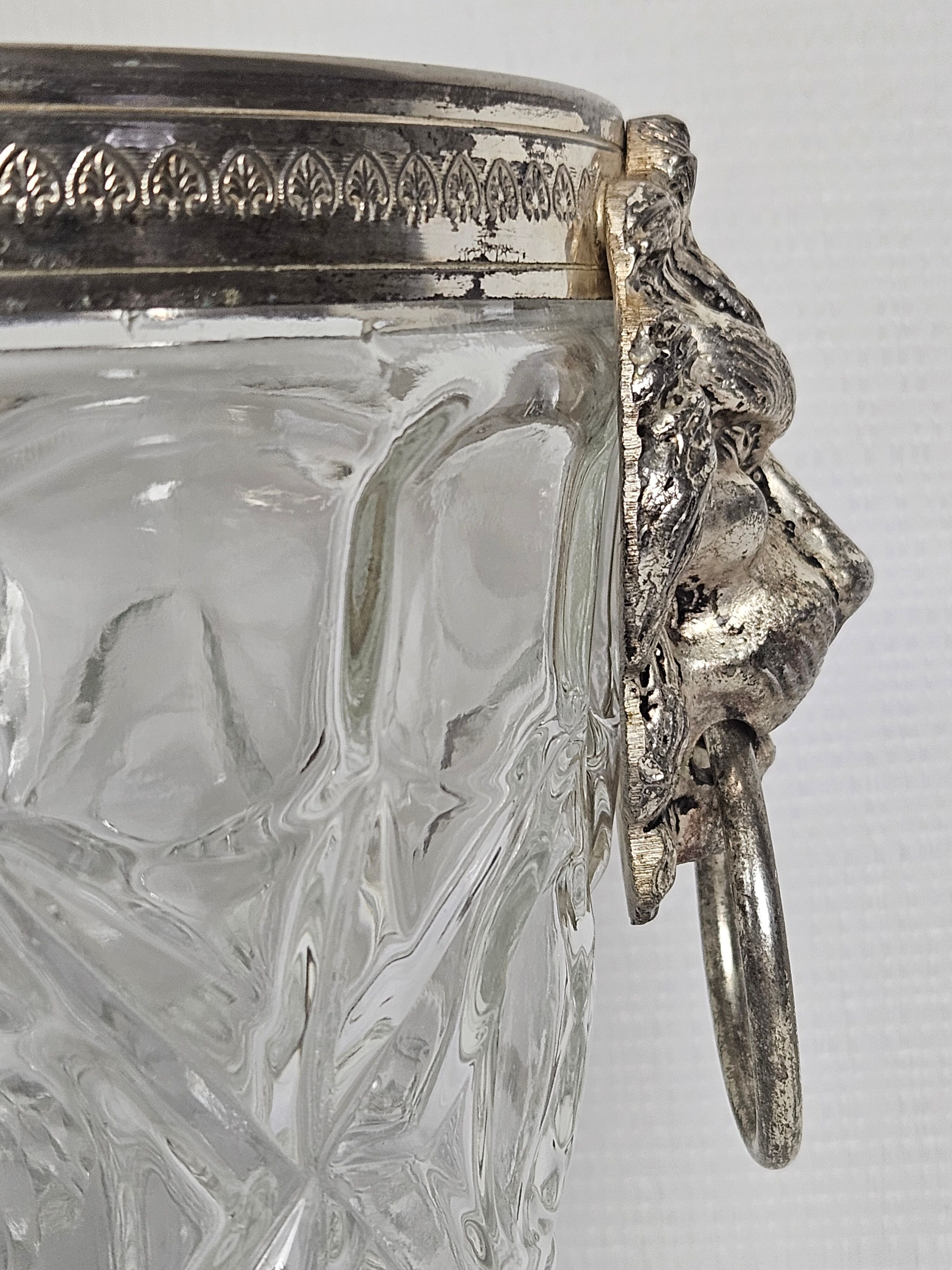 Lion head champagne bucket and its stand 20th century