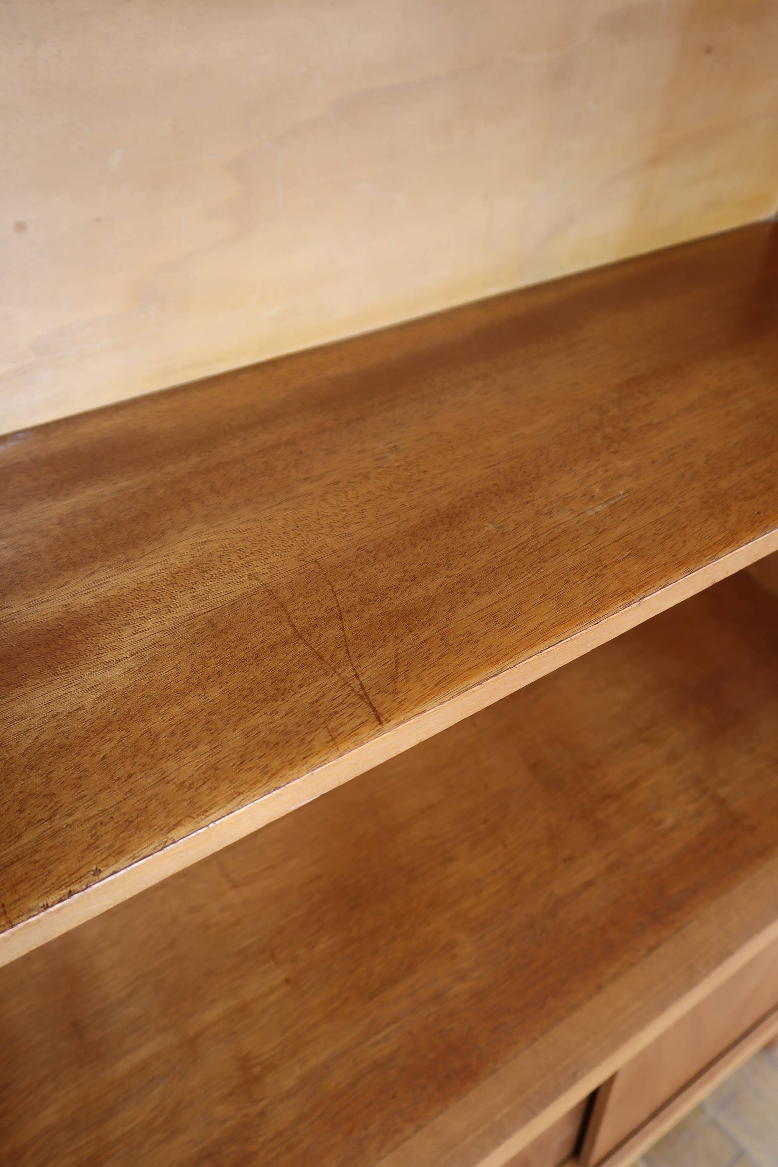 Bookcase 60
