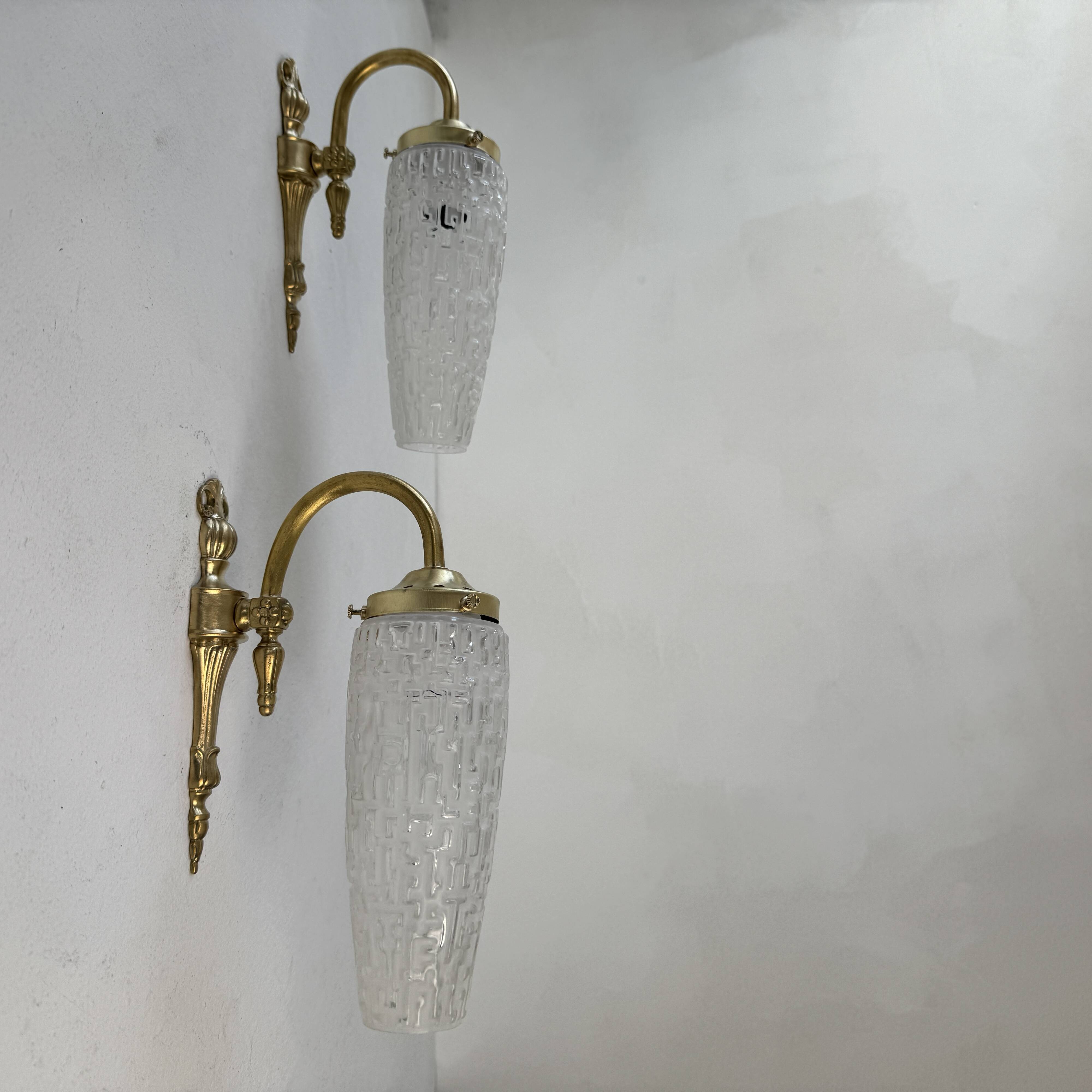 PAIR OF OLD VINTAGE WALL LIGHTS 1950