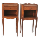 Fausse paire de table de chjevet de style "louis xv"