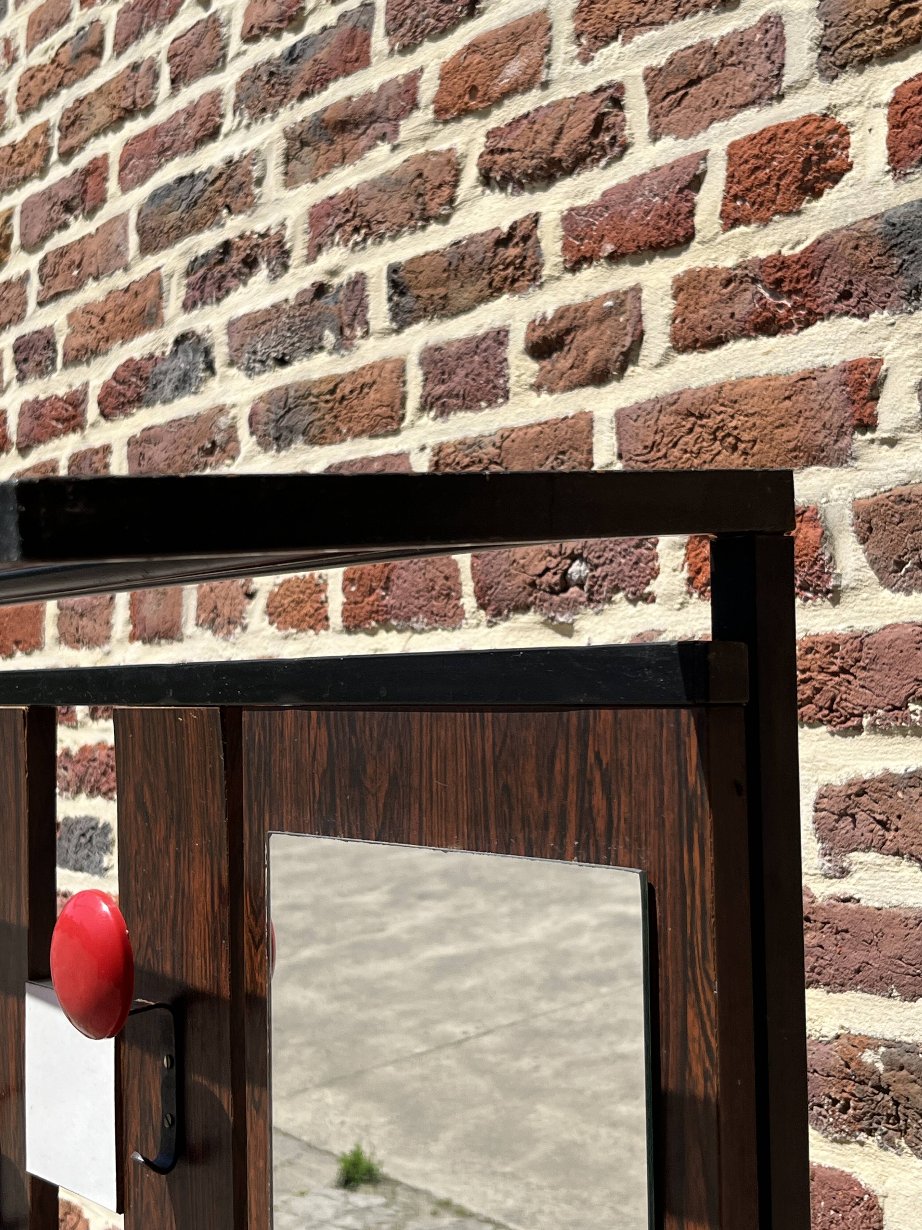 Vintage entrance hall with bench and mirror