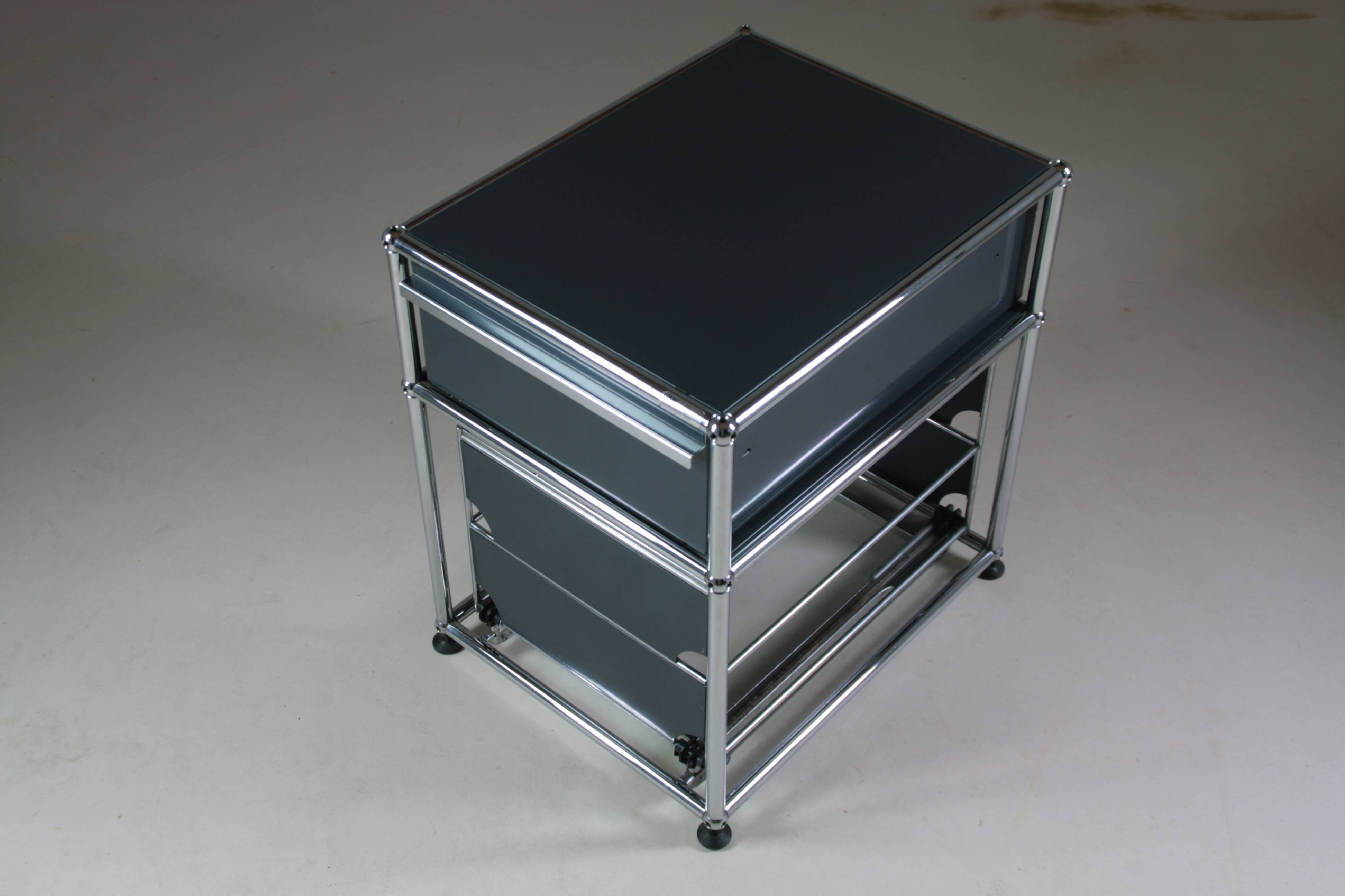 USM Haller wheeled cabinet