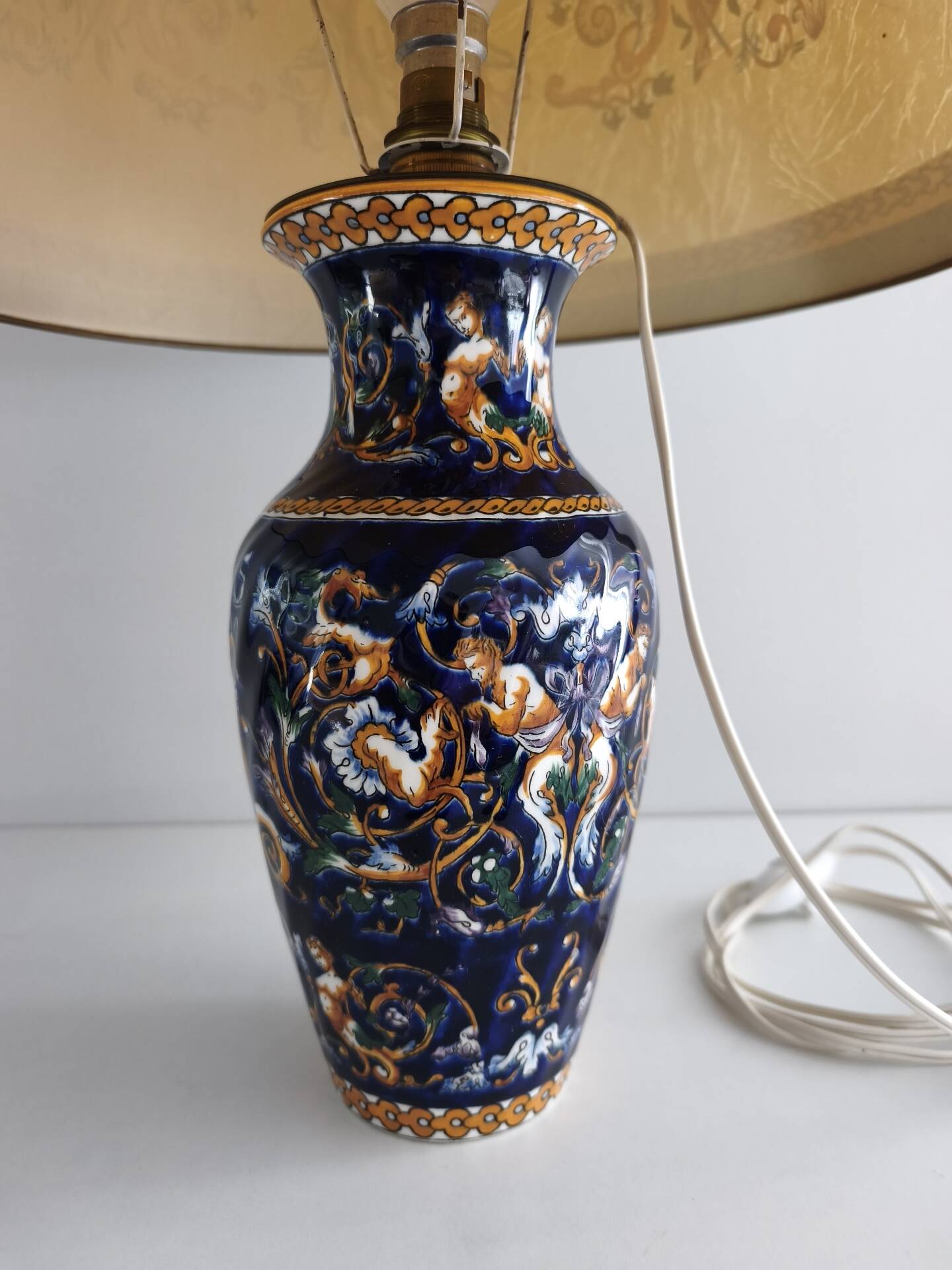 Grande lampe à poser faïence de Gien abat-jour d'origine - Renaissance